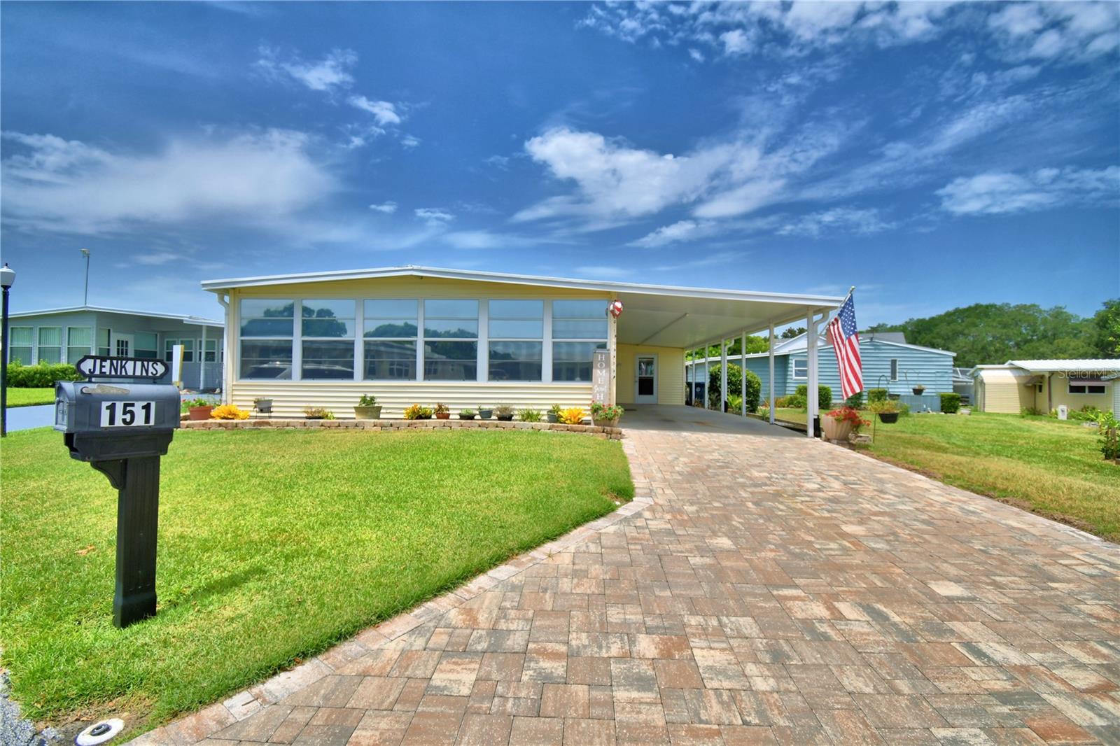 ARIANA SHORES MHP - Residential