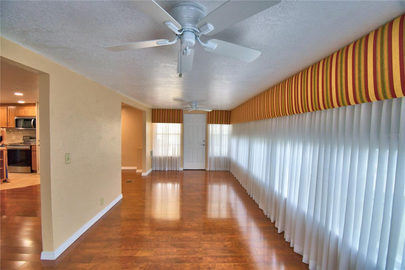 ARIANA SHORES MHP - Residential