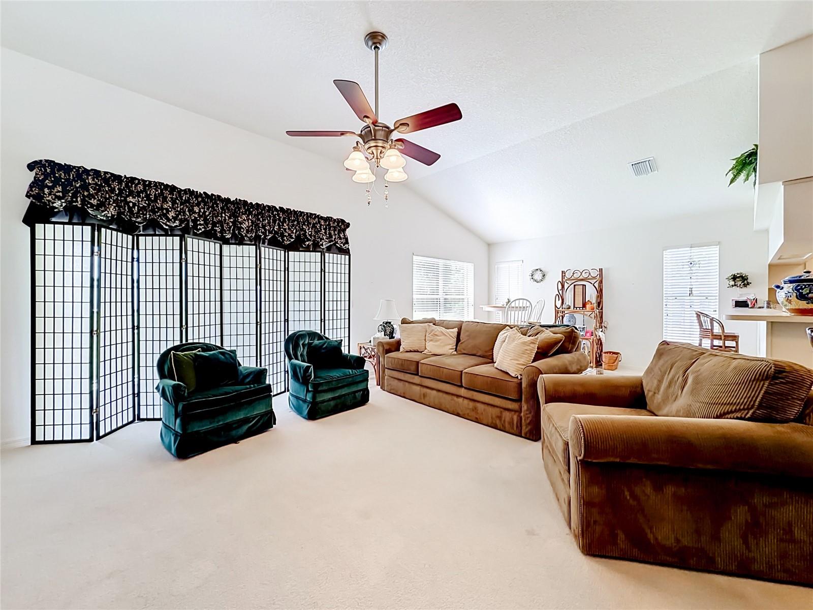 ARBOR LAKES - Residential