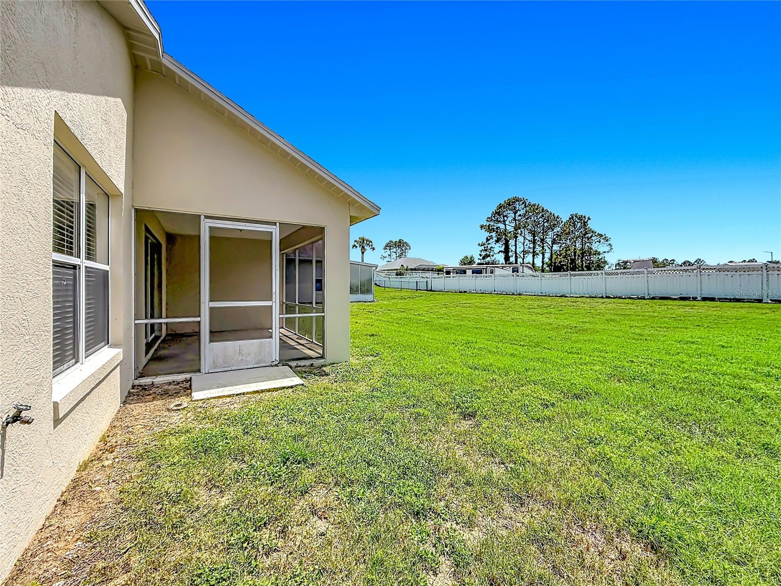 ARBOR LAKES - Residential