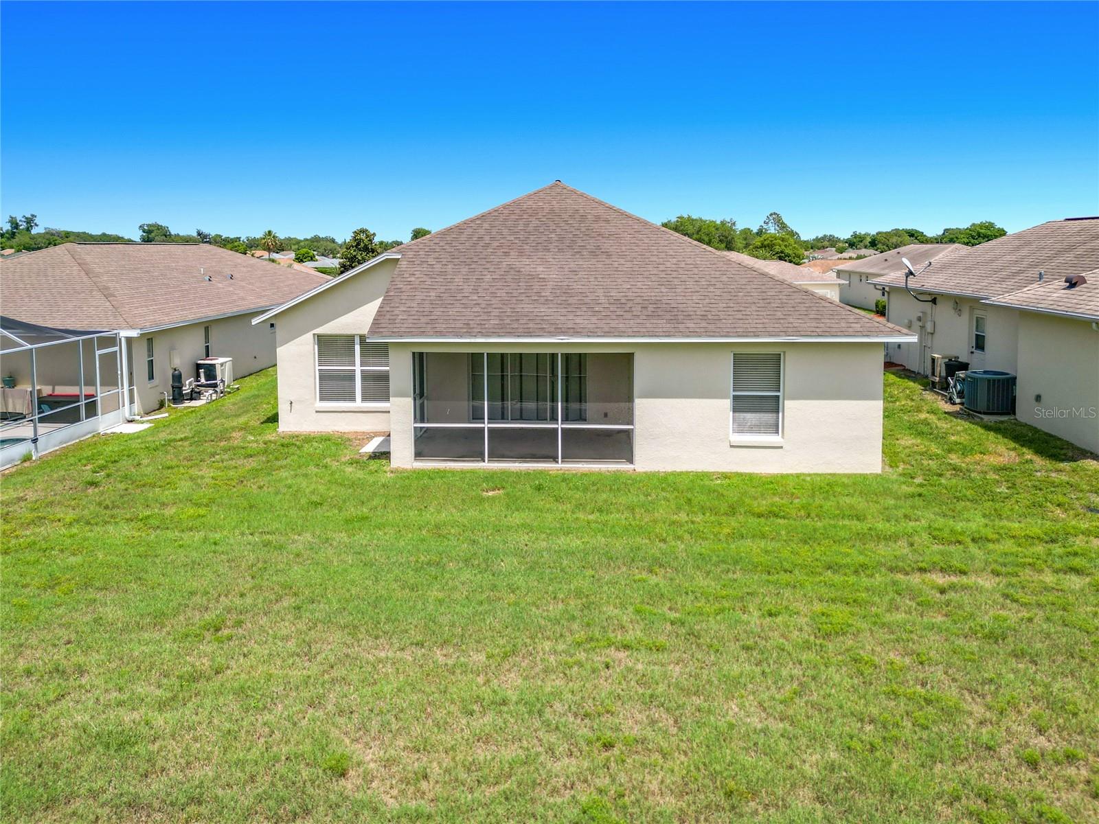 ARBOR LAKES - Residential