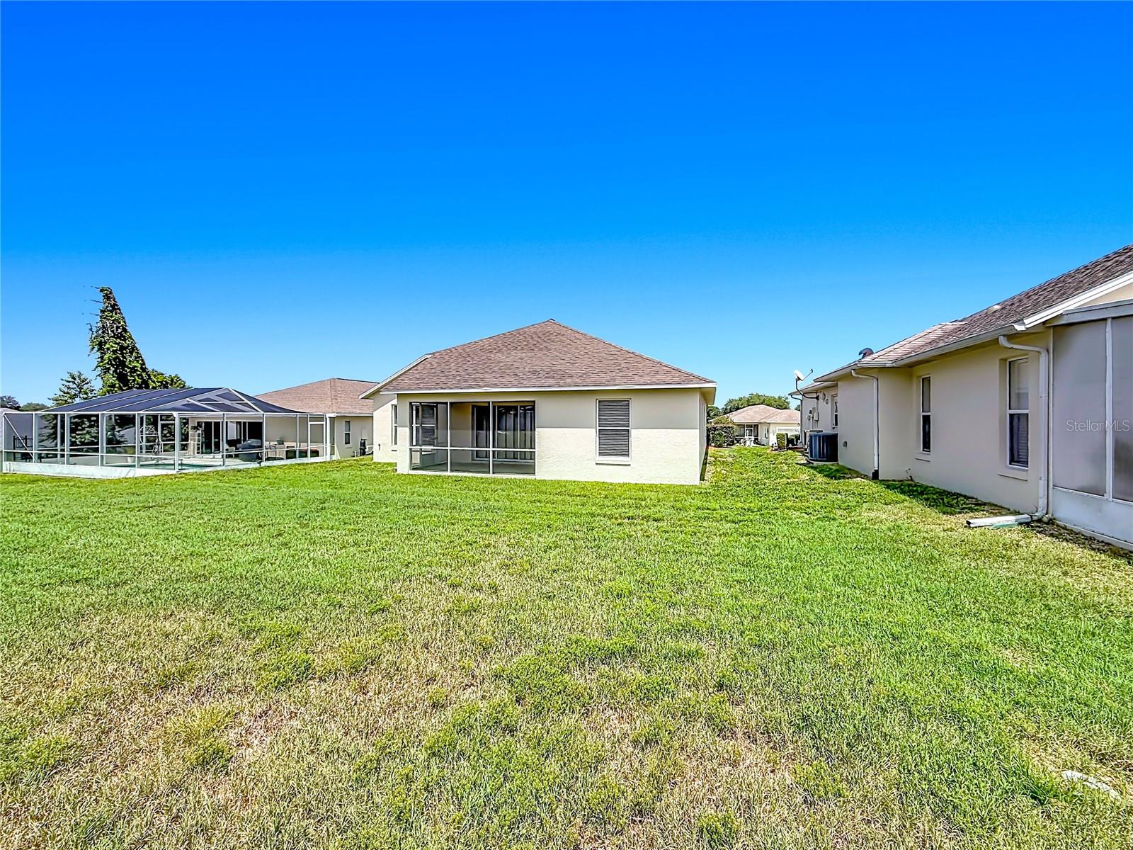 ARBOR LAKES - Residential