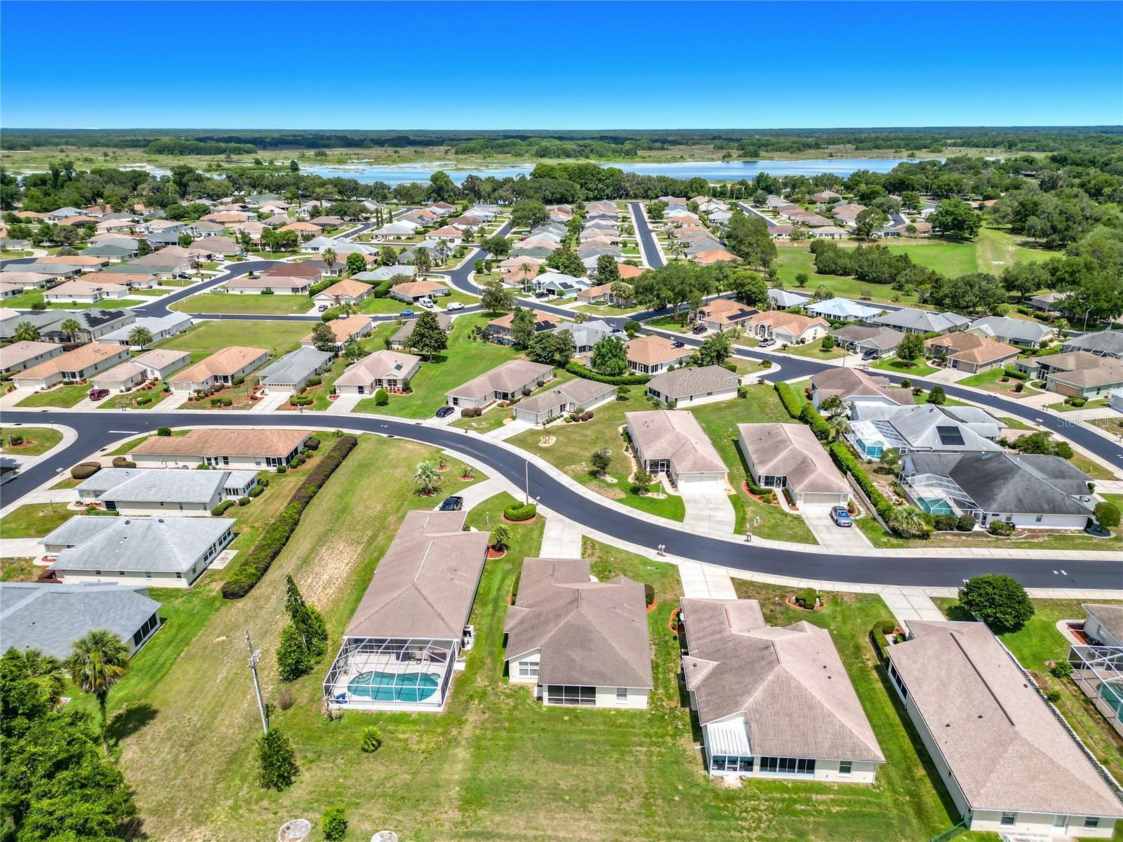 ARBOR LAKES - Residential