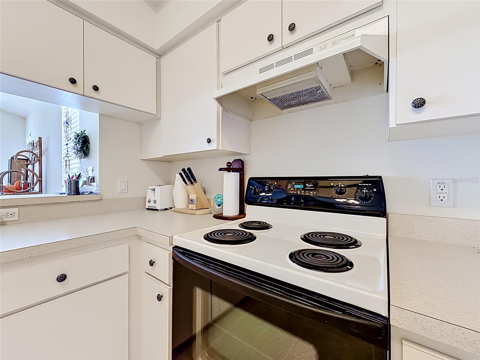 ARBOR LAKES - Residential