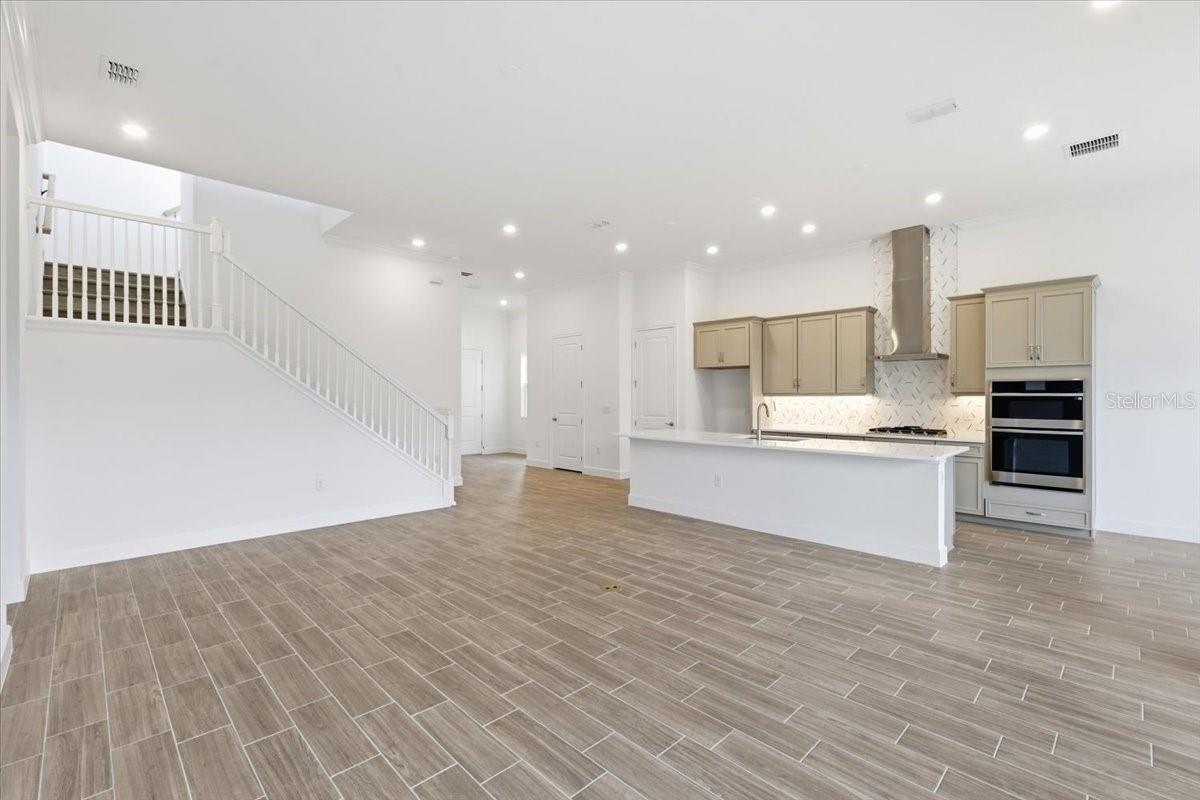 MARISOL POINTE - Residential