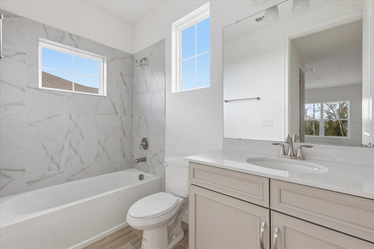MARISOL POINTE - Residential