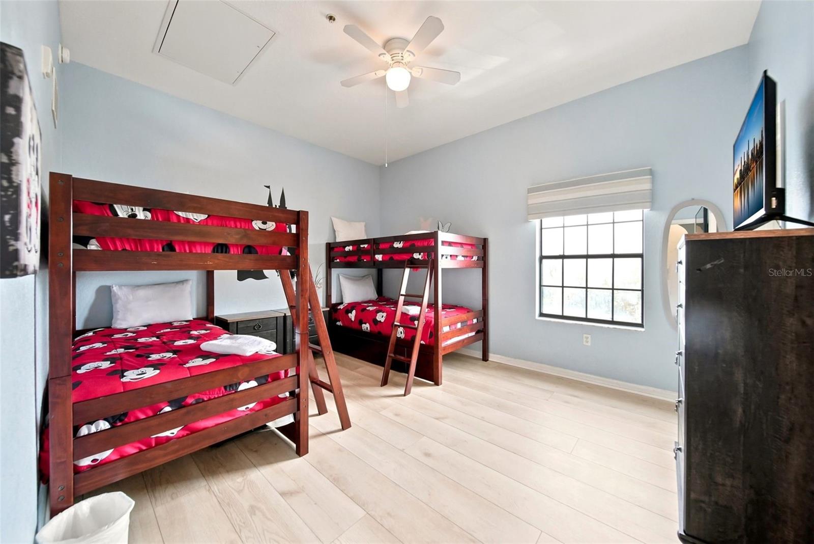 CARIBE COVE CONDO PH 2 - Residential