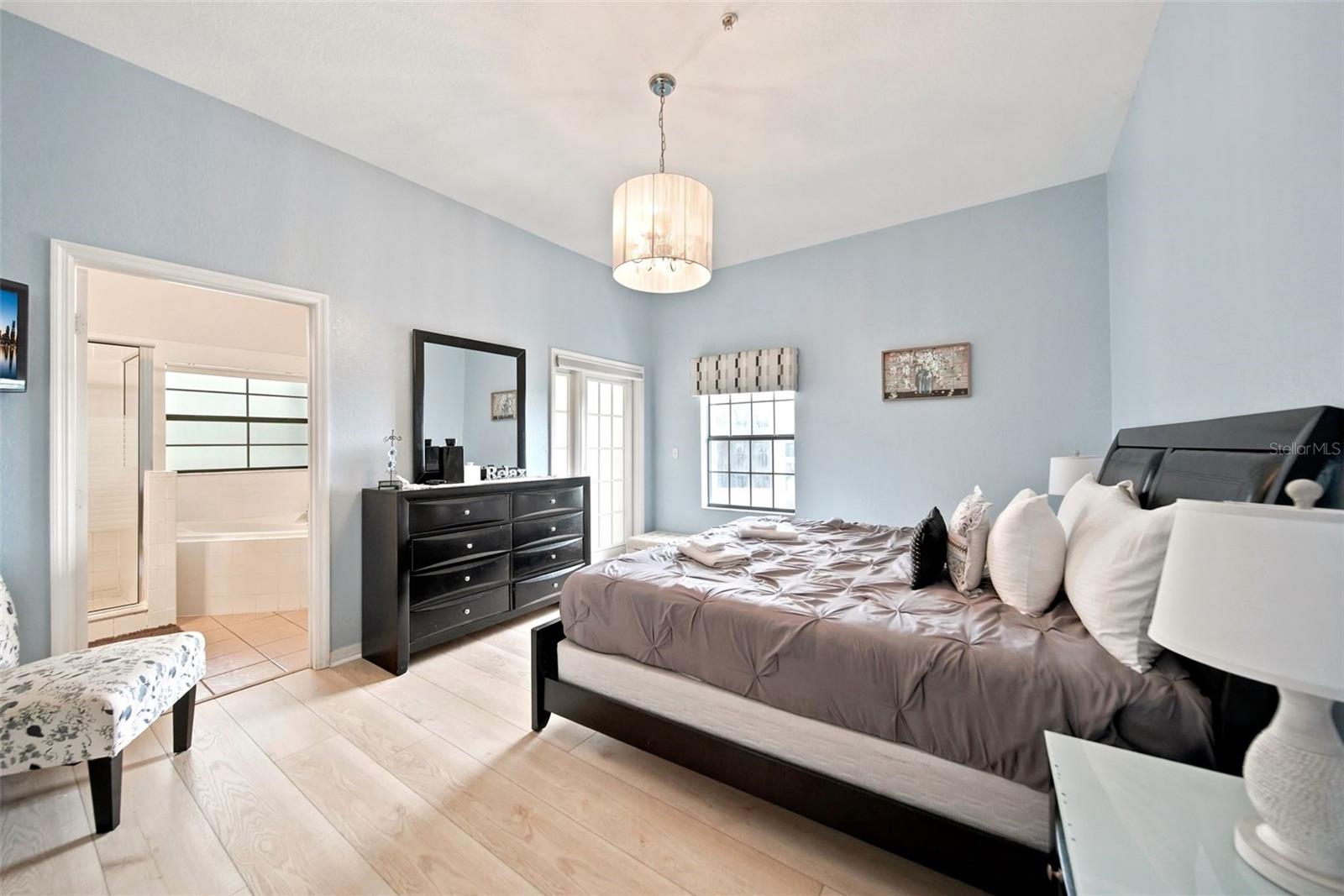 CARIBE COVE CONDO PH 2 - Residential