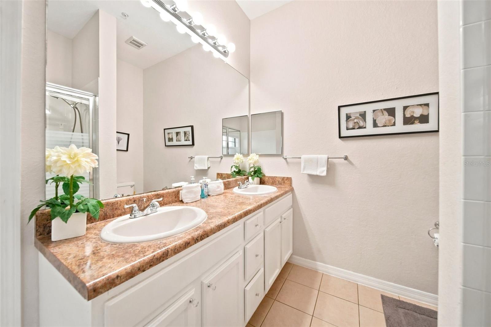 CARIBE COVE CONDO PH 2 - Residential