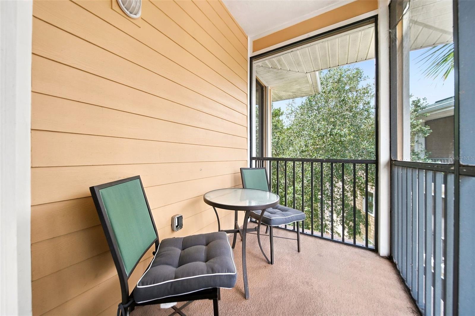 CARIBE COVE CONDO PH 2 - Residential