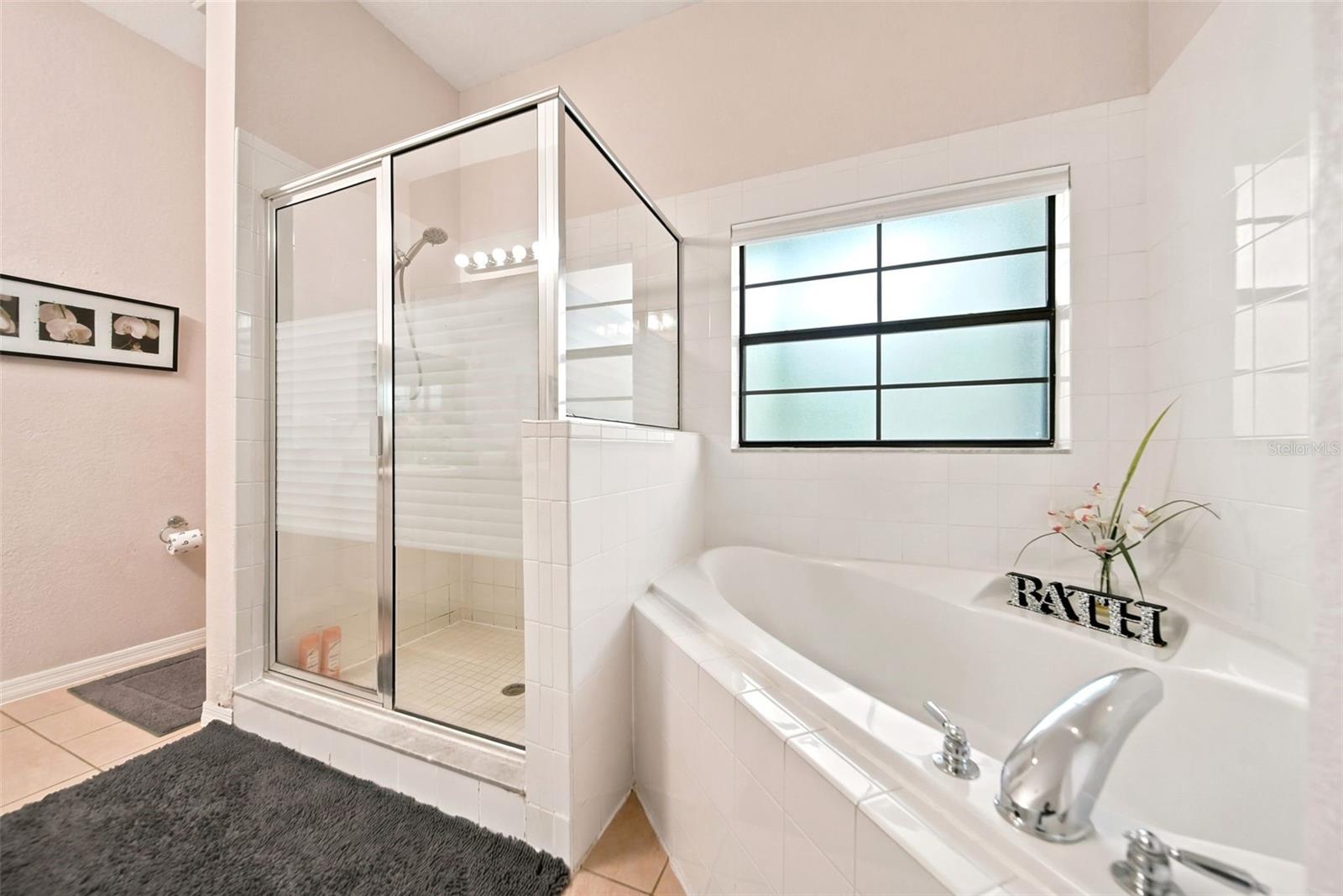 CARIBE COVE CONDO PH 2 - Residential