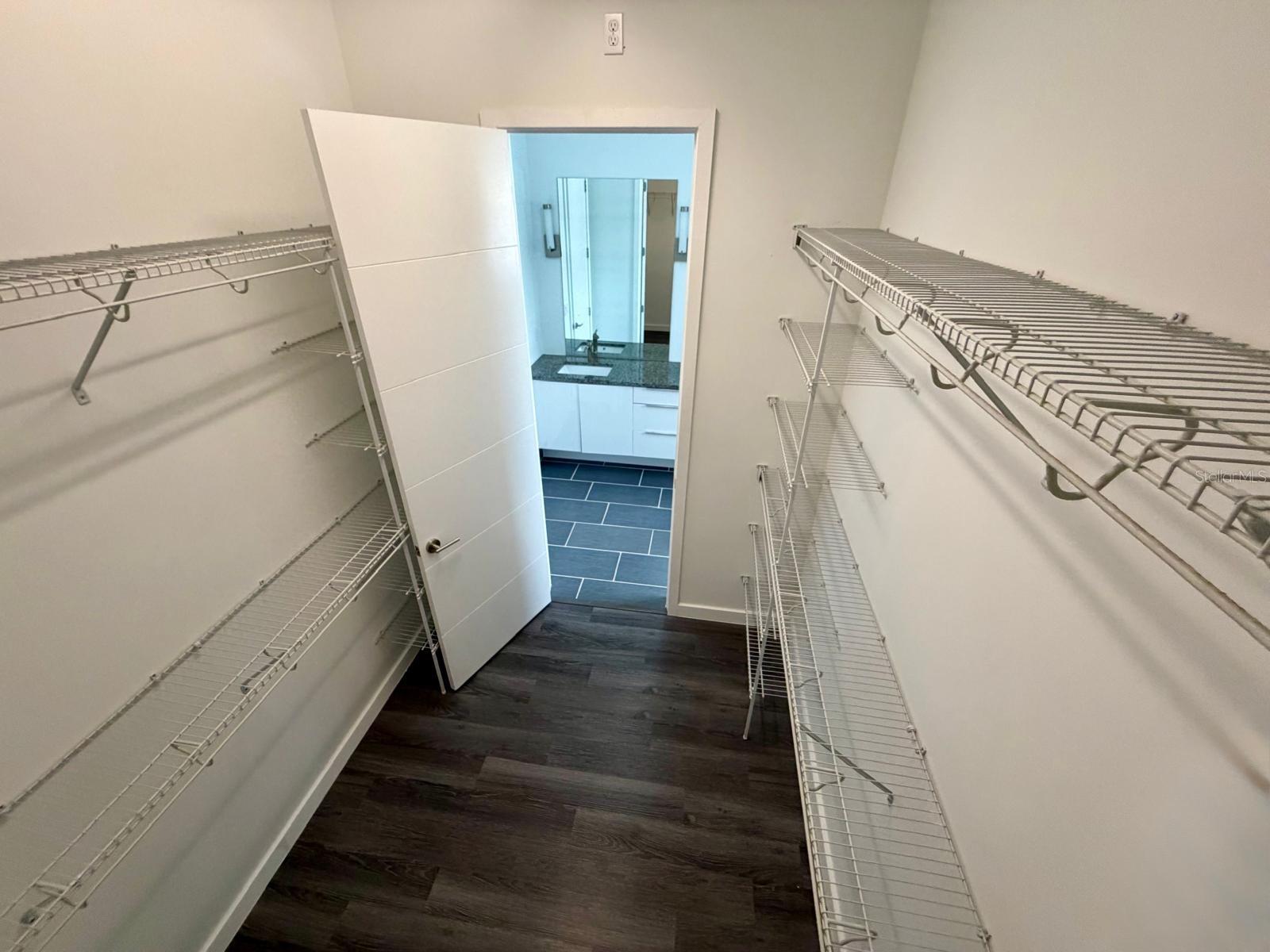 RIDGEWOOD - Residential