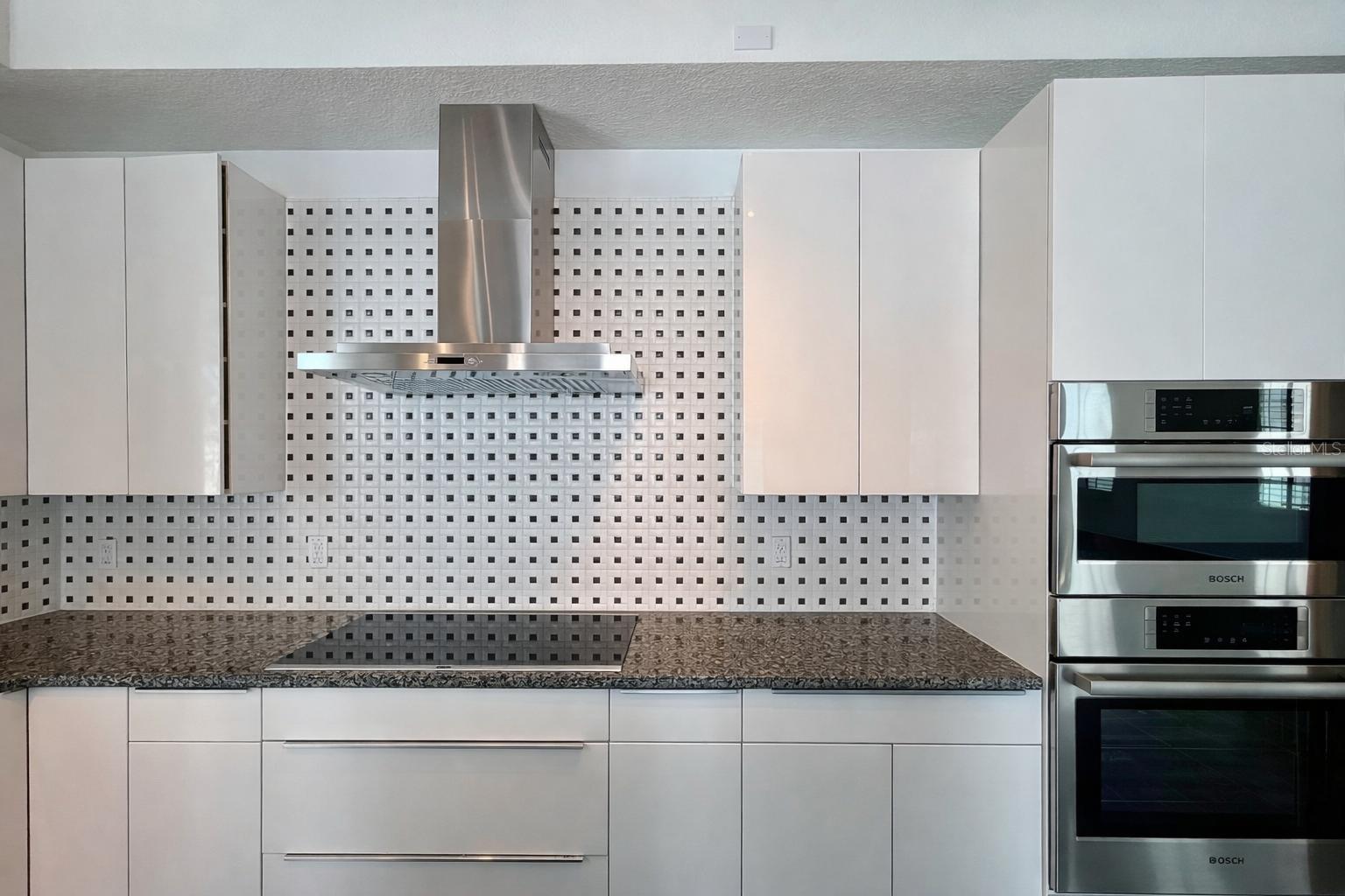 RIDGEWOOD - Residential