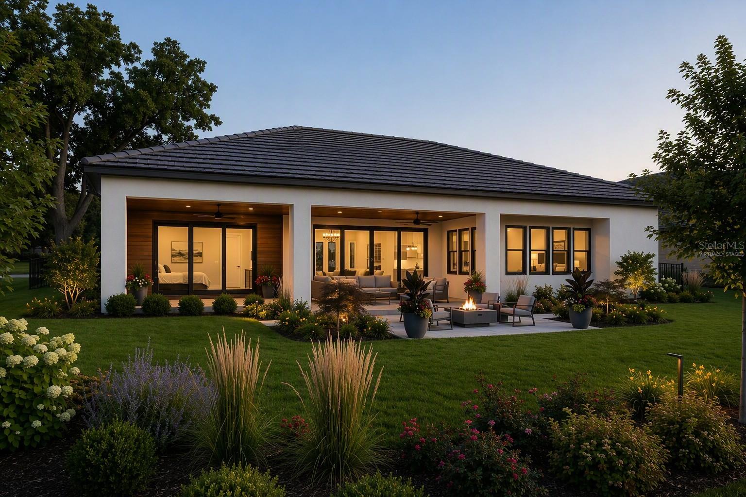 MIRROR LAKE - Residential