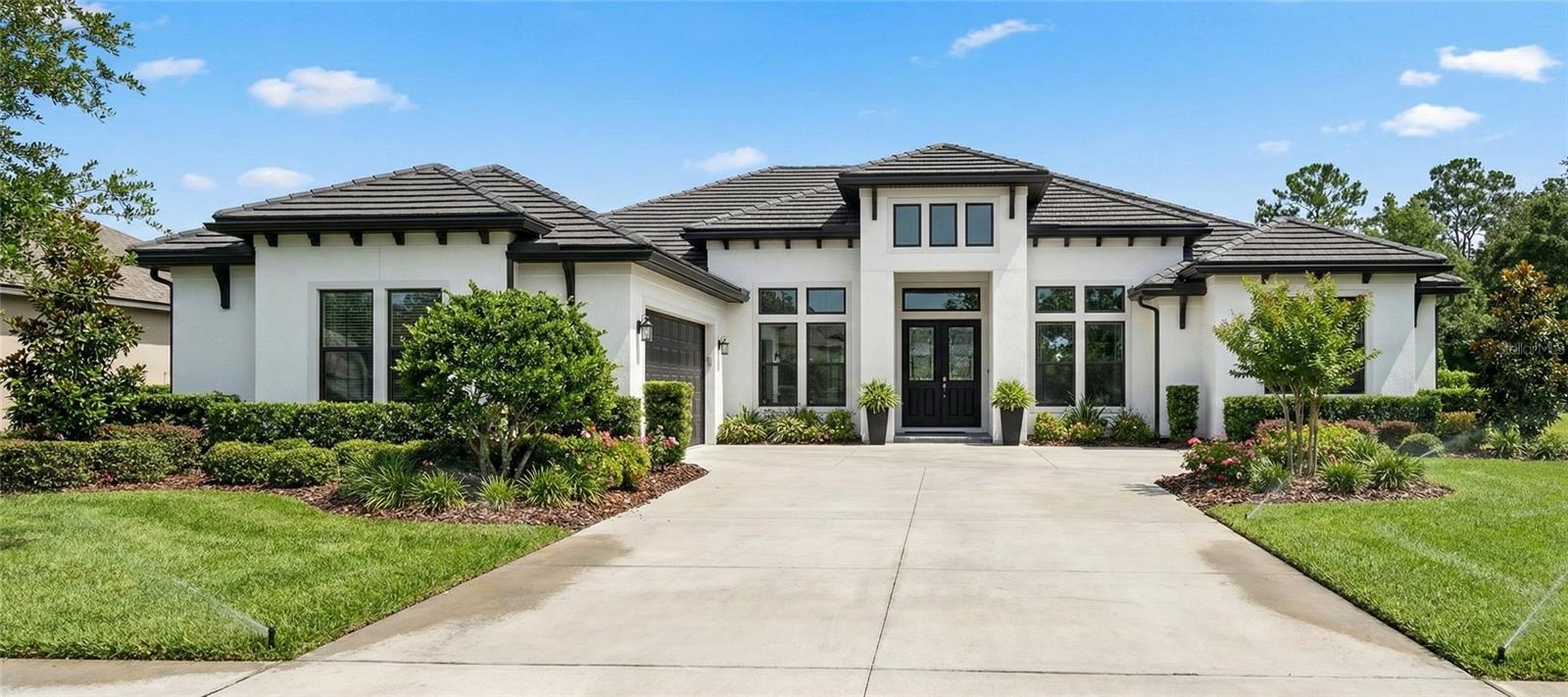 MIRROR LAKE - Residential