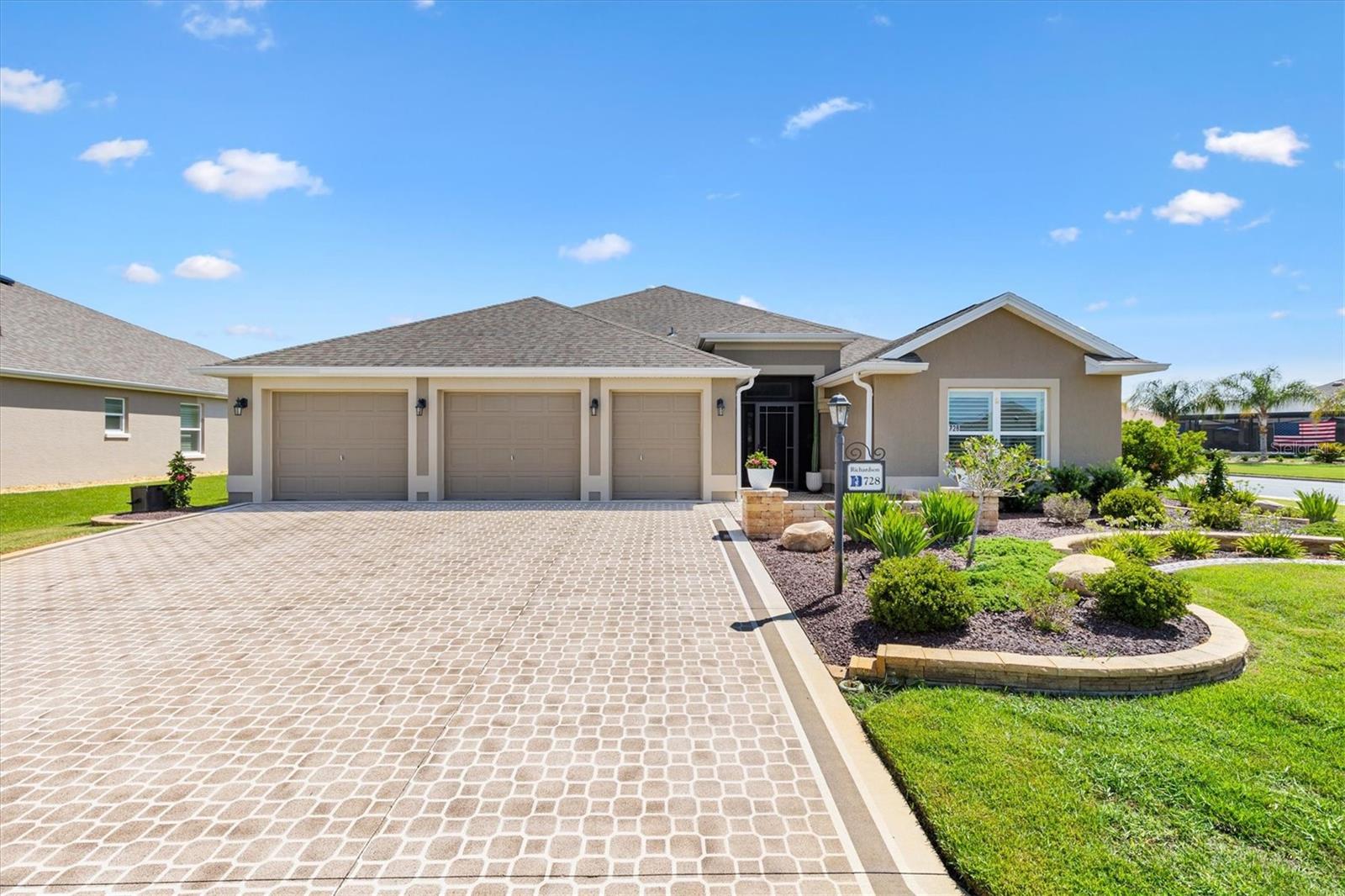 VILLAGES/SUMTER UN 194 - Residential