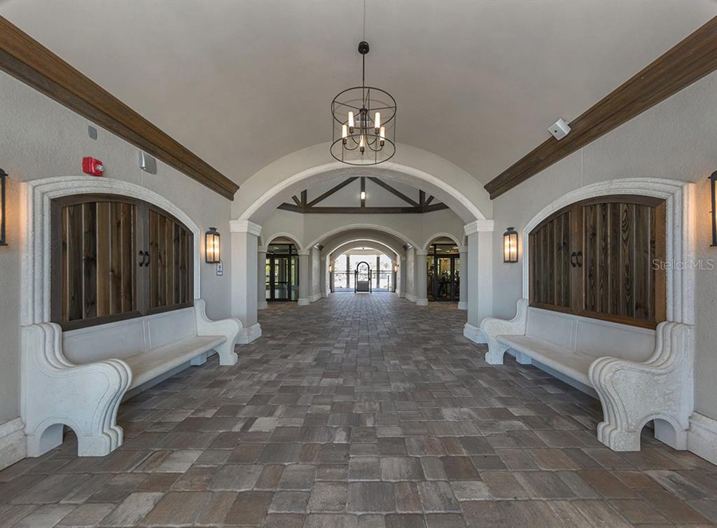 VERANDA IL/LAKEWOOD NATIONAL A - Residential Lease