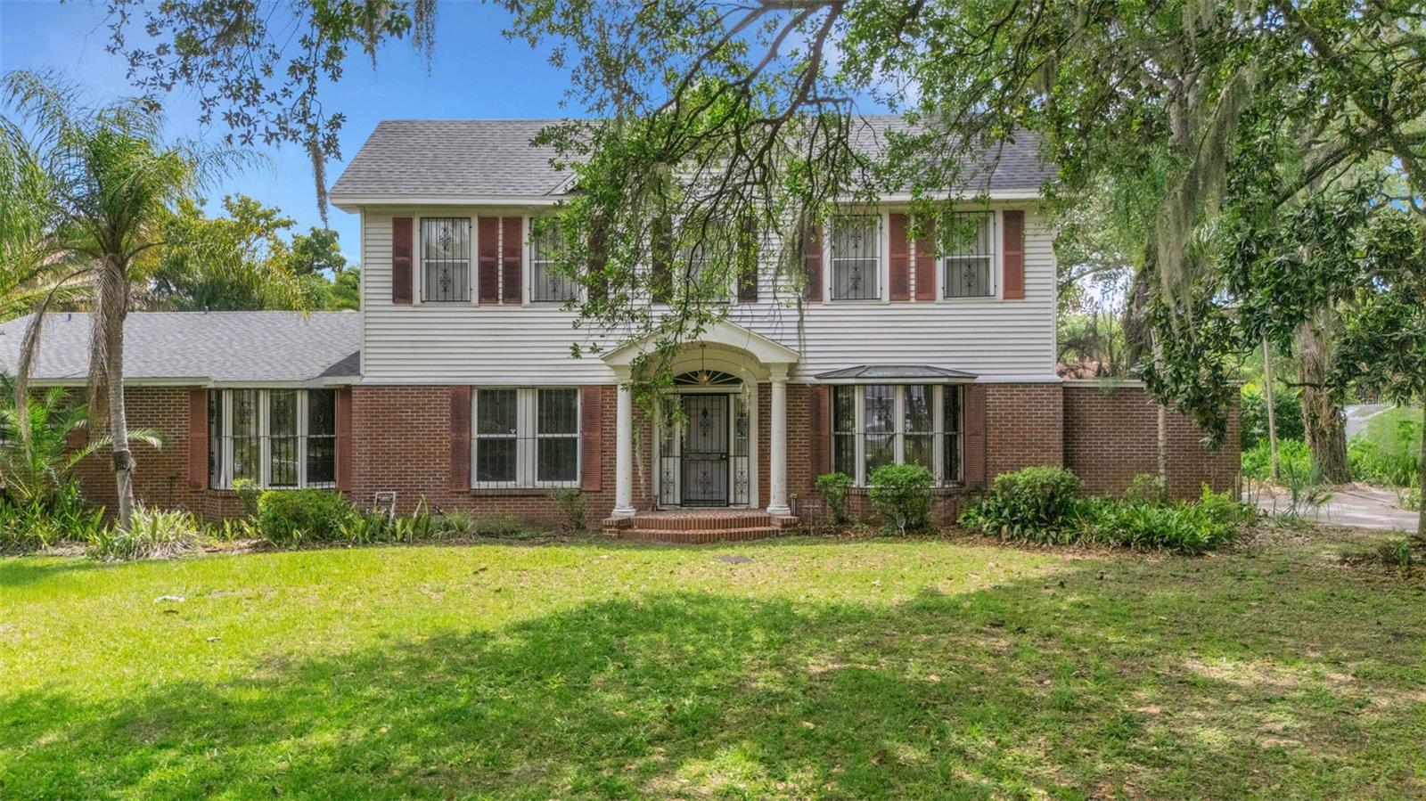 HOOKERS ADD - Residential