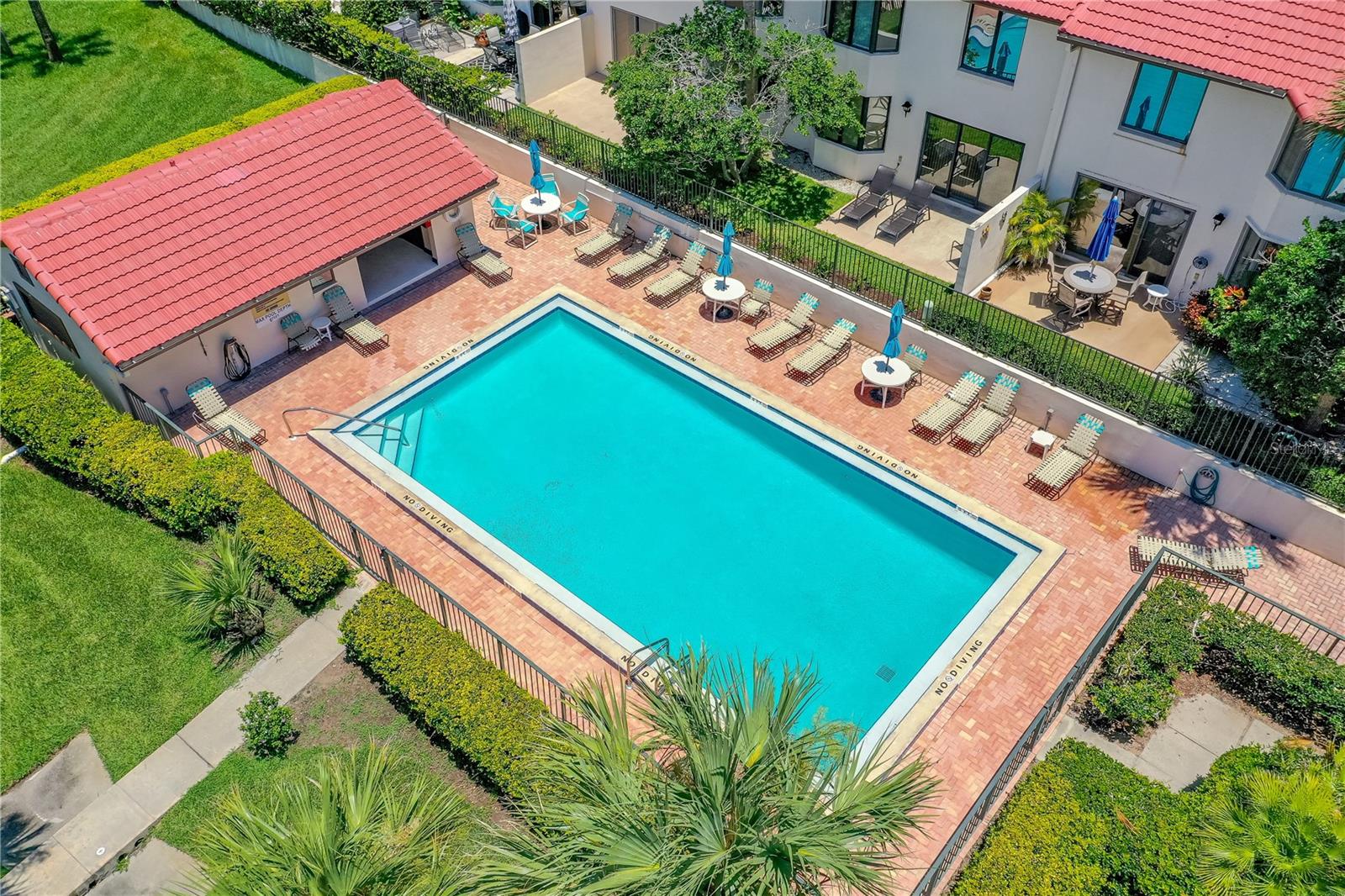 THE TOWNHOMES AT THE OCEANS - Residential