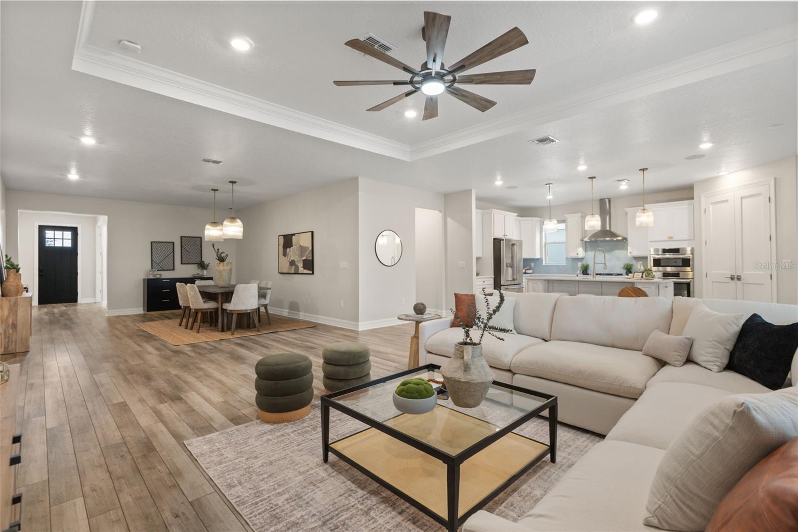 PHILLIPS GROVE - Residential