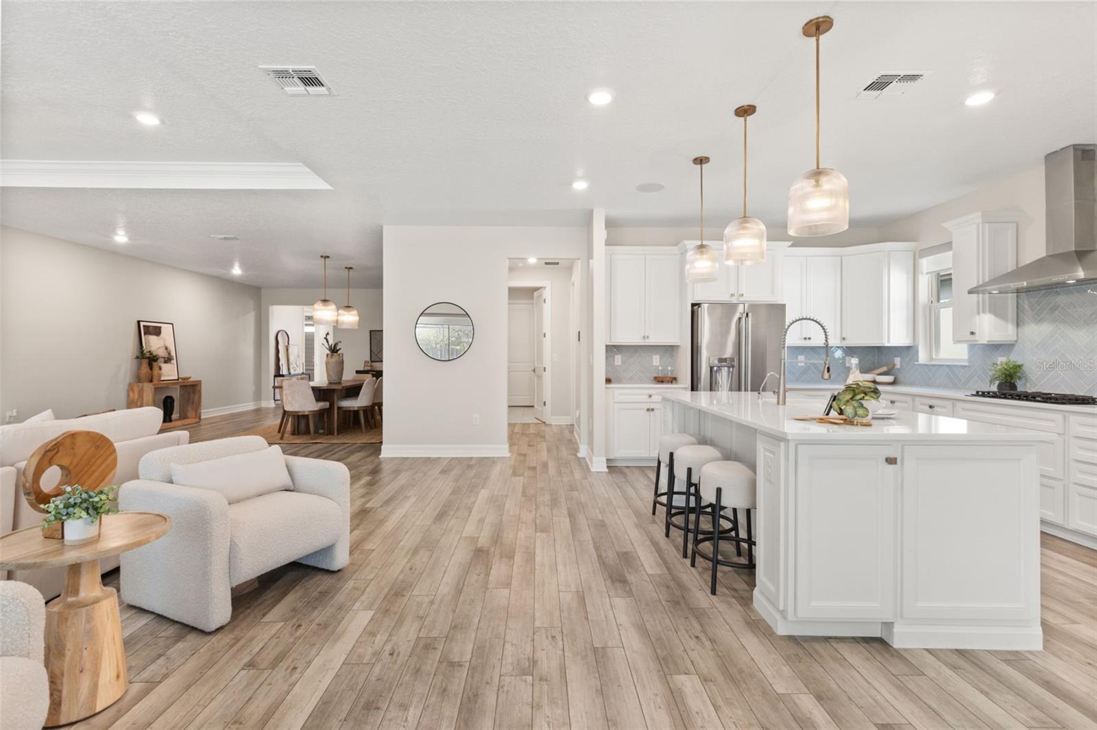 PHILLIPS GROVE - Residential
