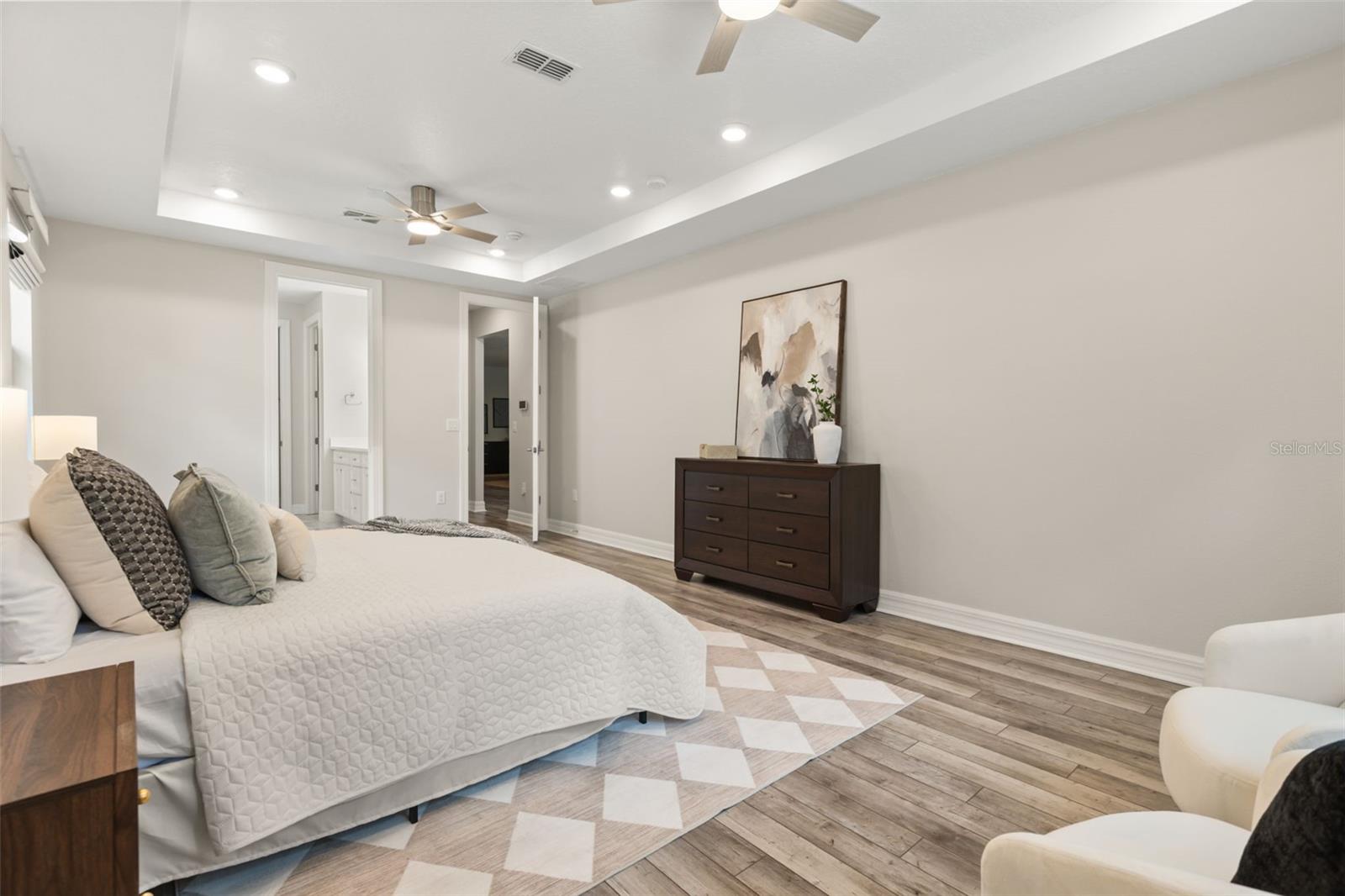 PHILLIPS GROVE - Residential