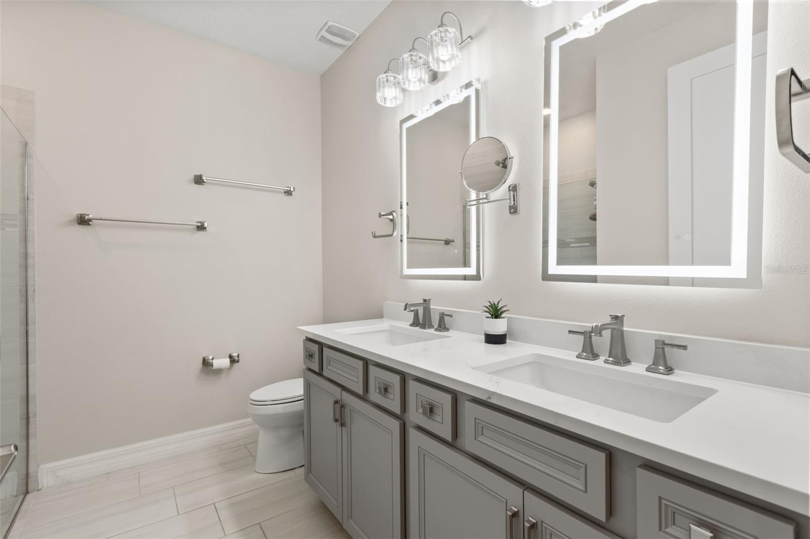 PHILLIPS GROVE - Residential