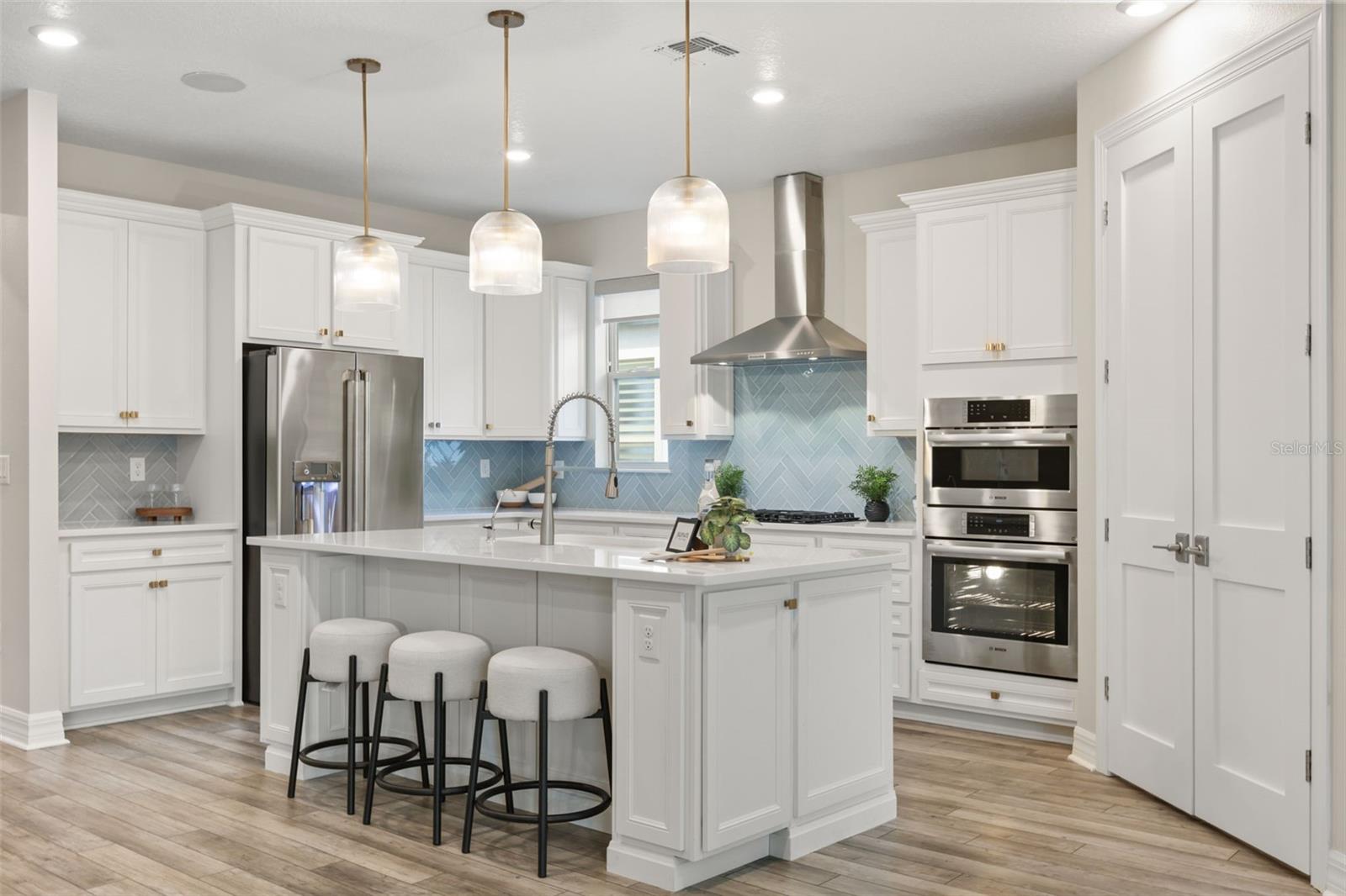 PHILLIPS GROVE - Residential