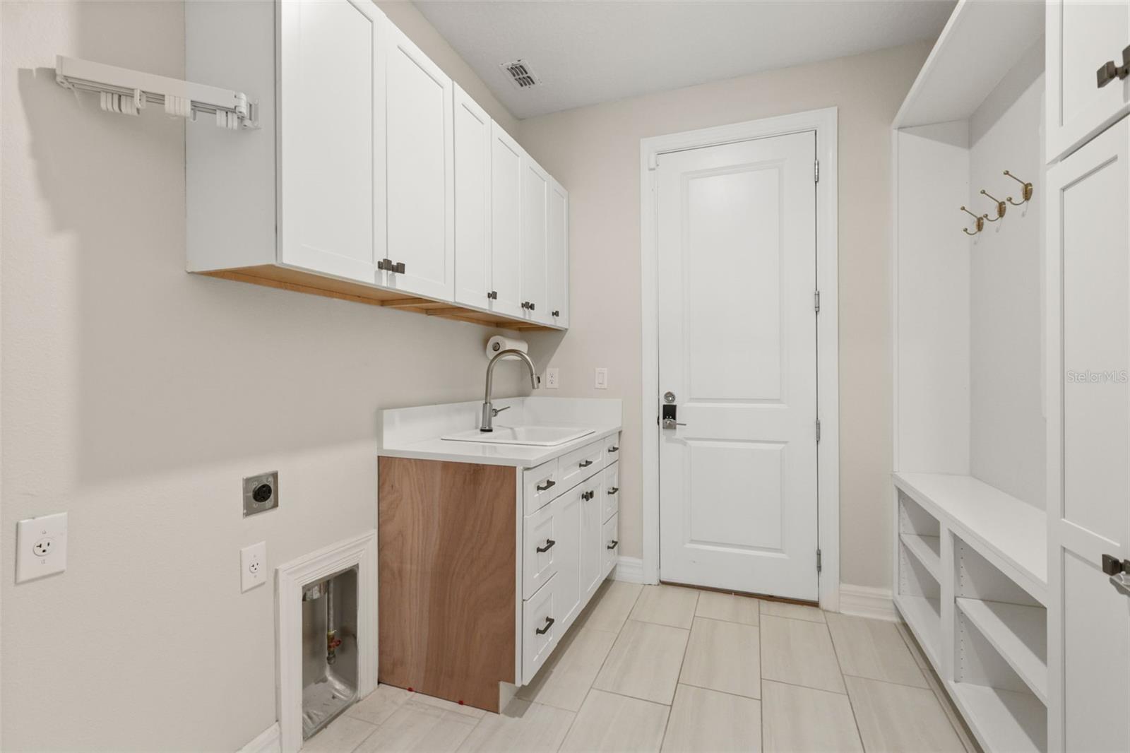 PHILLIPS GROVE - Residential