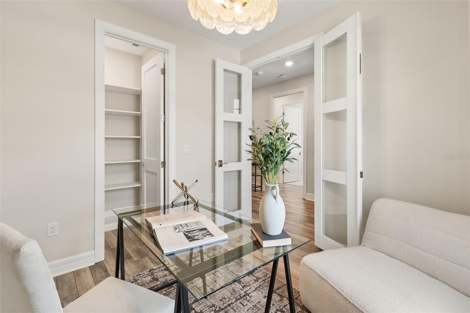 PHILLIPS GROVE - Residential