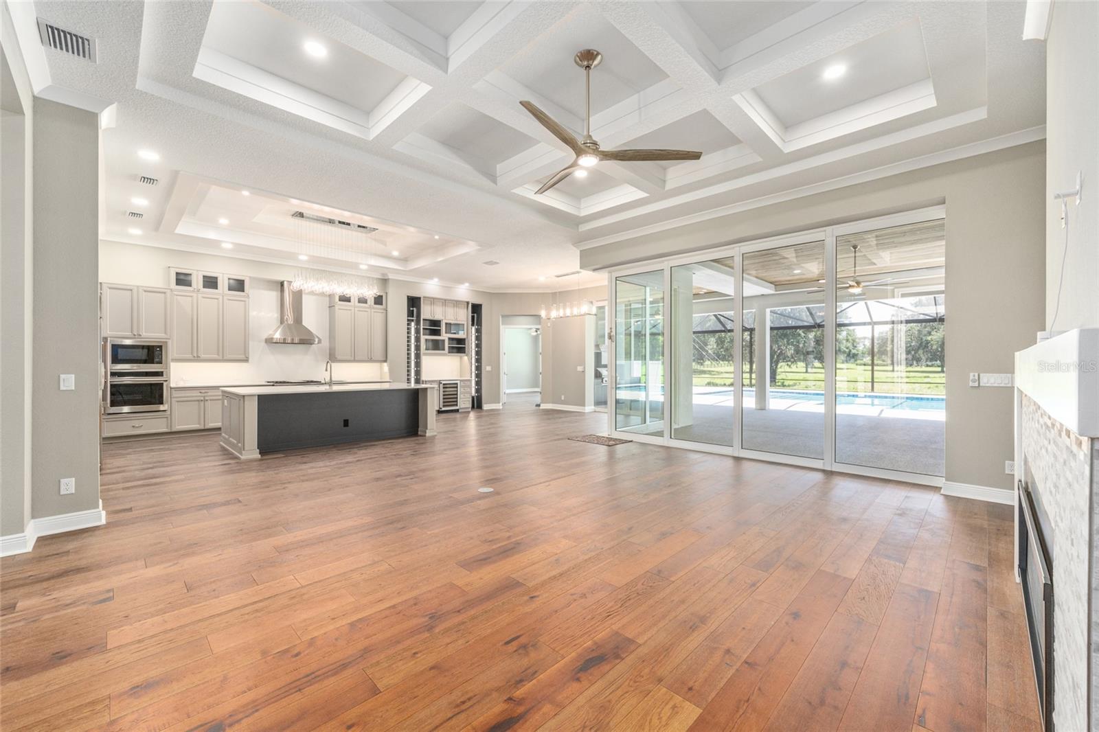 TURNING HAWK RANCH - Residential
