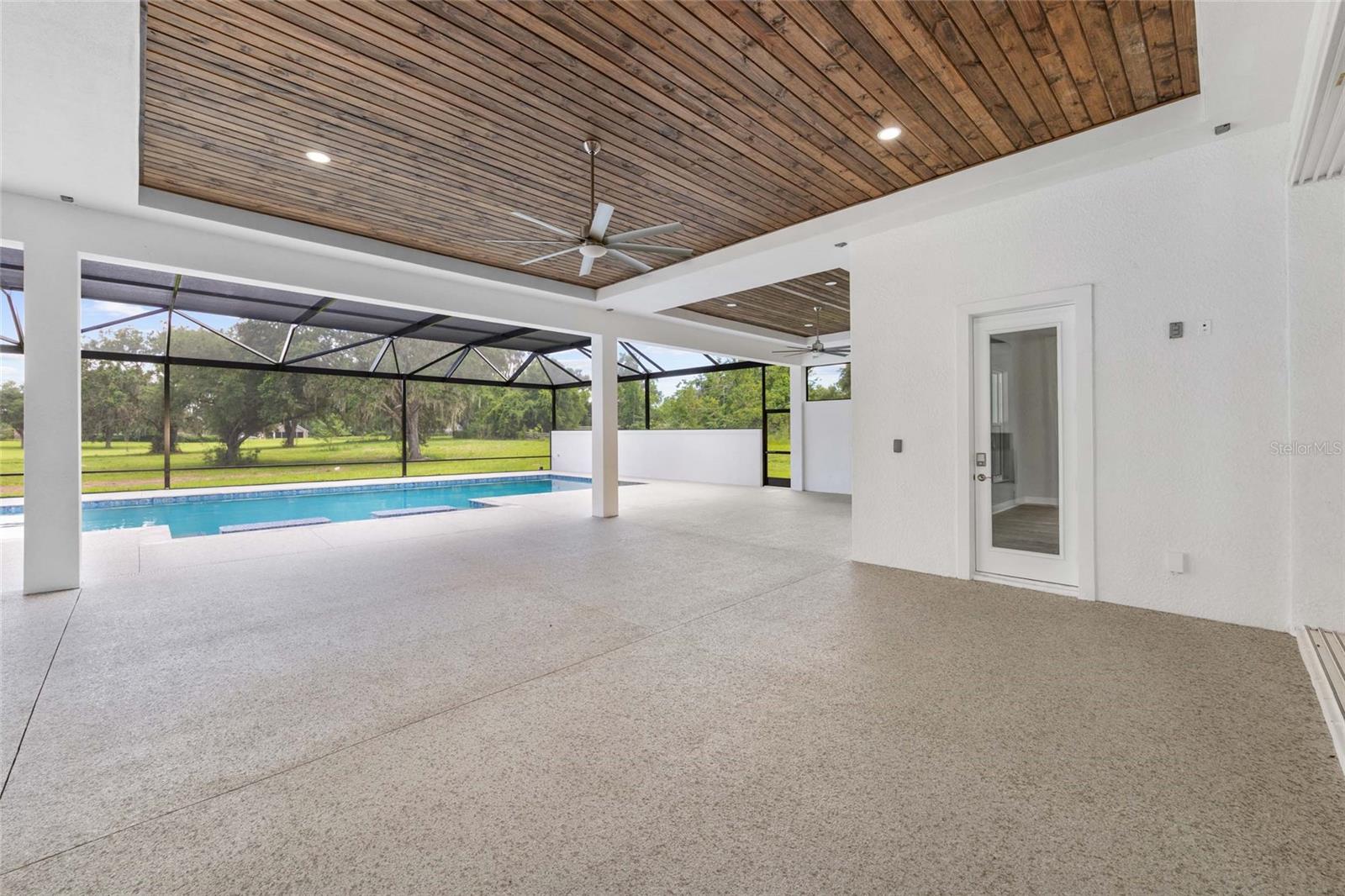 TURNING HAWK RANCH - Residential