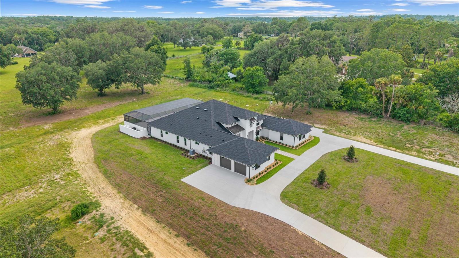 TURNING HAWK RANCH - Residential