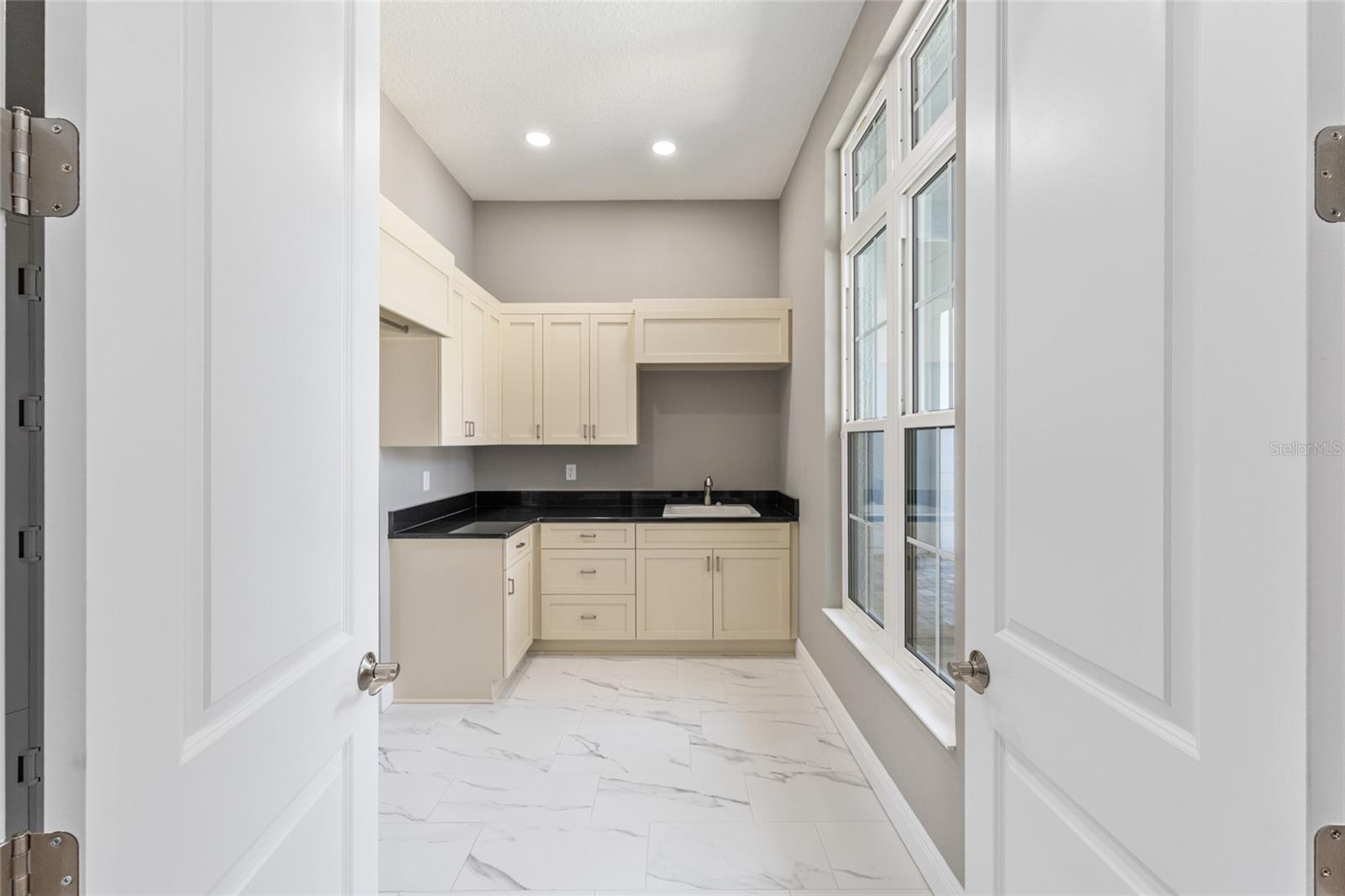 TURNING HAWK RANCH - Residential