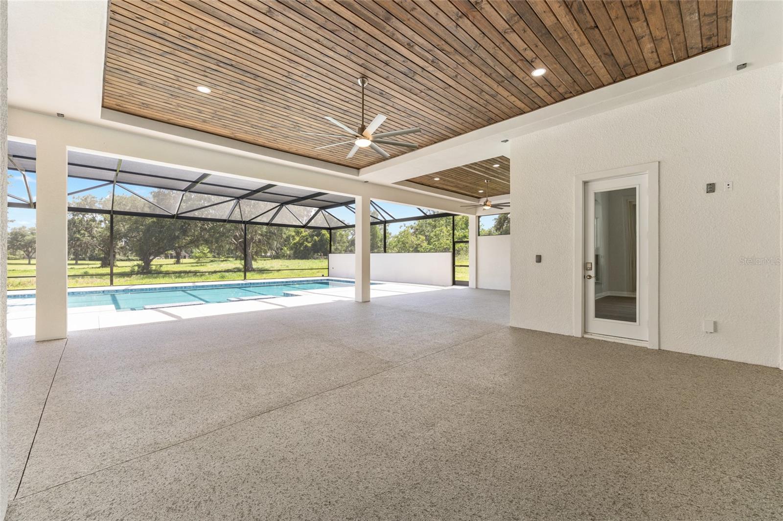 TURNING HAWK RANCH - Residential