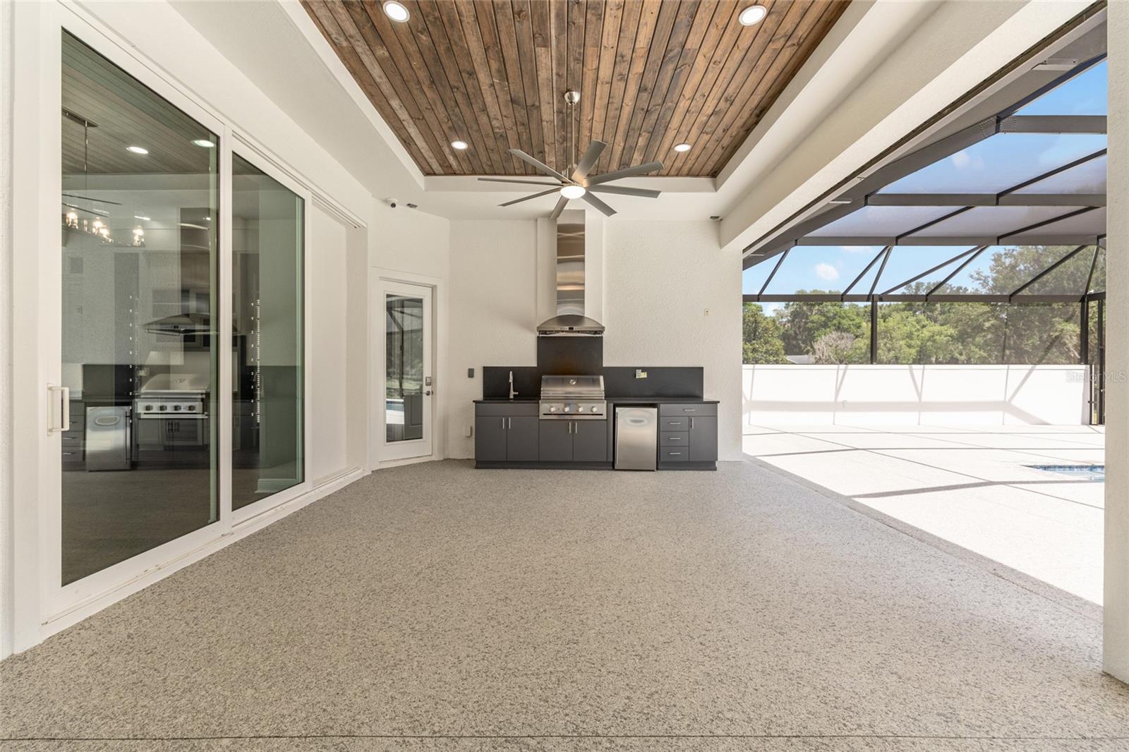 TURNING HAWK RANCH - Residential
