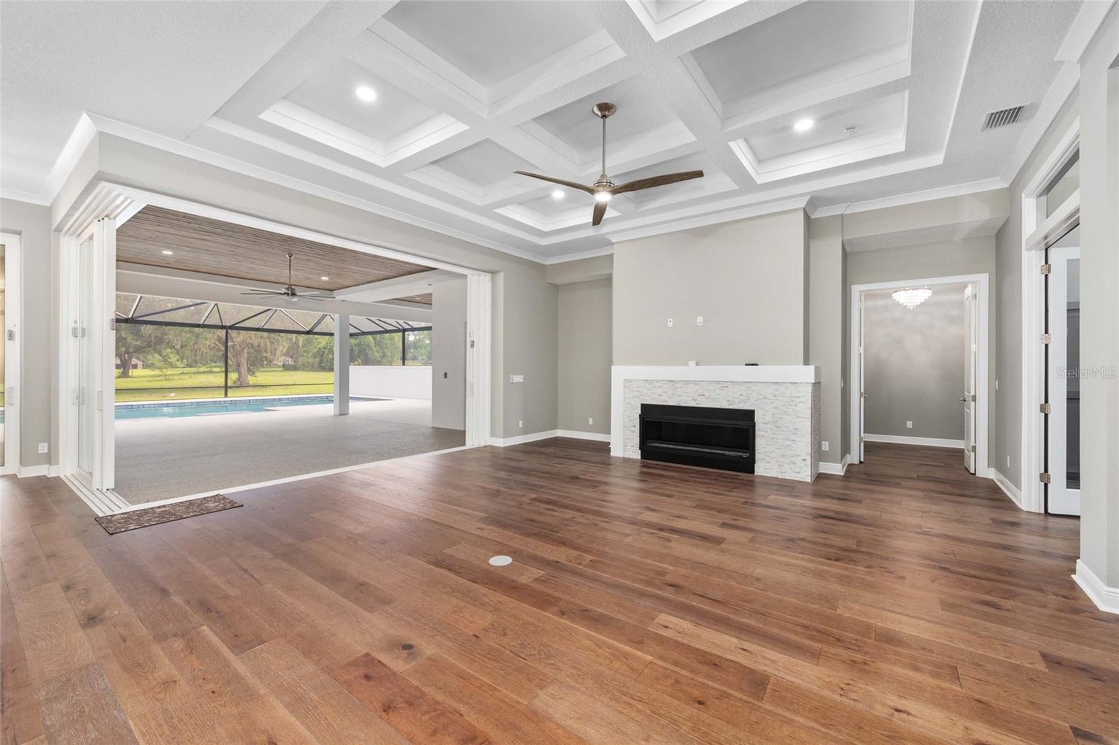 TURNING HAWK RANCH - Residential