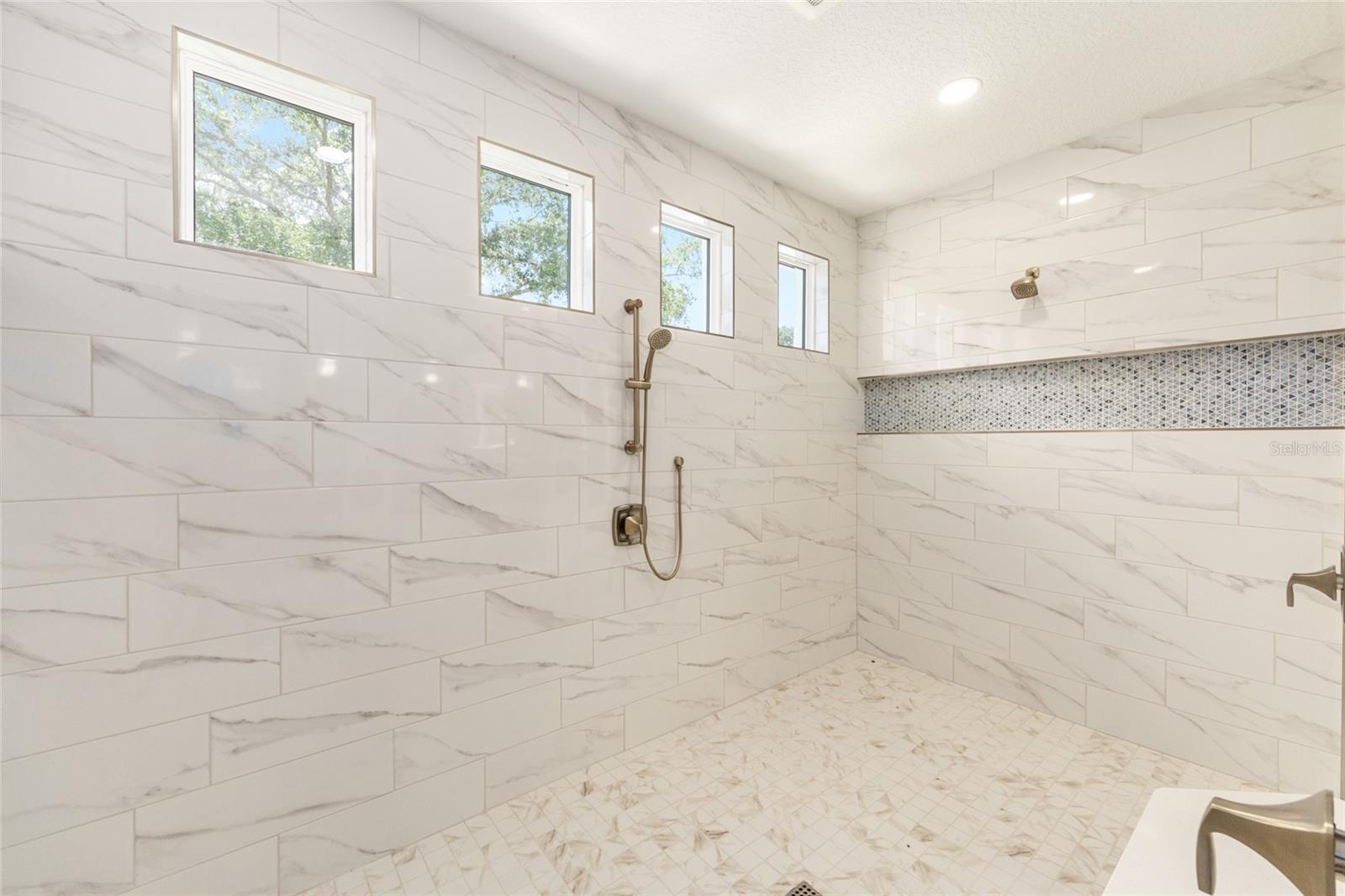TURNING HAWK RANCH - Residential