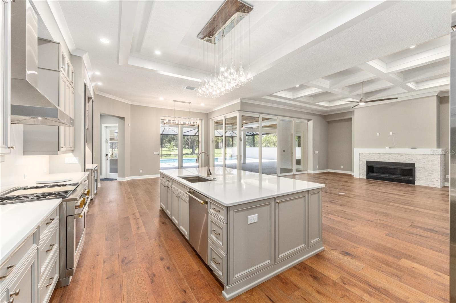 TURNING HAWK RANCH - Residential