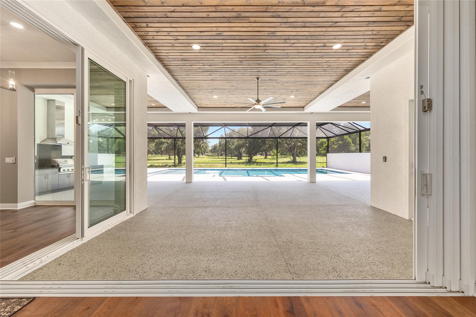 TURNING HAWK RANCH - Residential