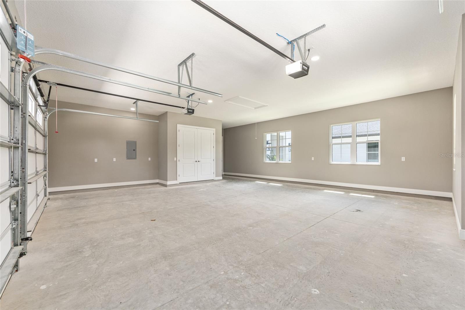 TURNING HAWK RANCH - Residential
