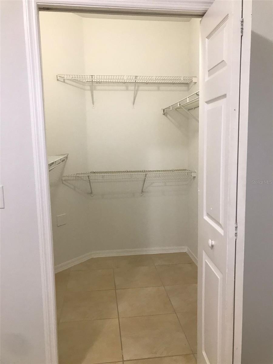 HAMPTONS/METROWEST - Residential Lease