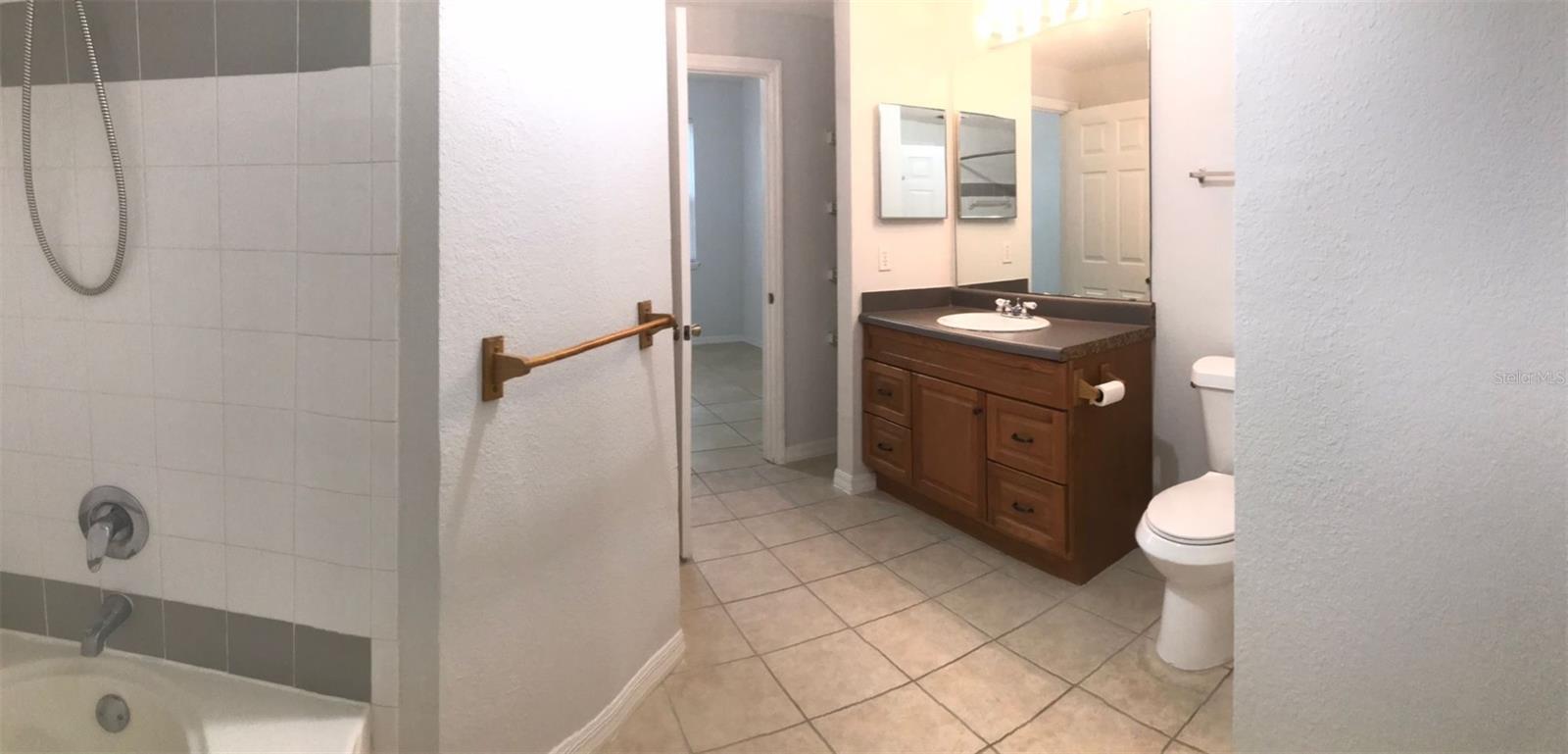 HAMPTONS/METROWEST - Residential Lease