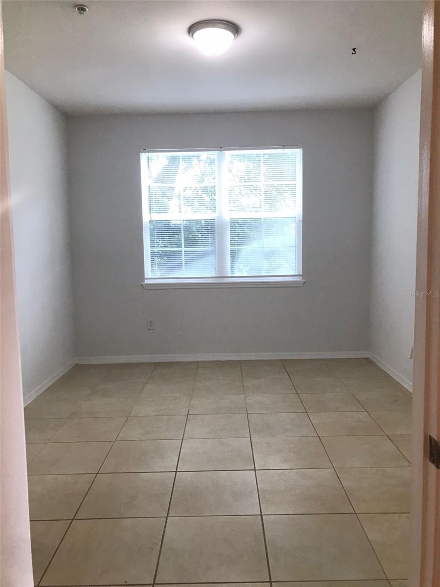 HAMPTONS/METROWEST - Residential Lease
