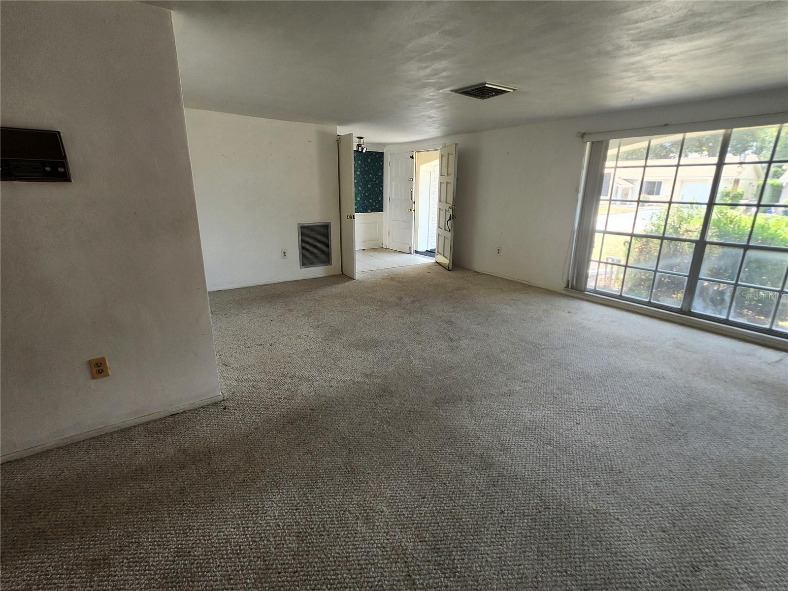 BEACON WOODS VILLAGE - Residential