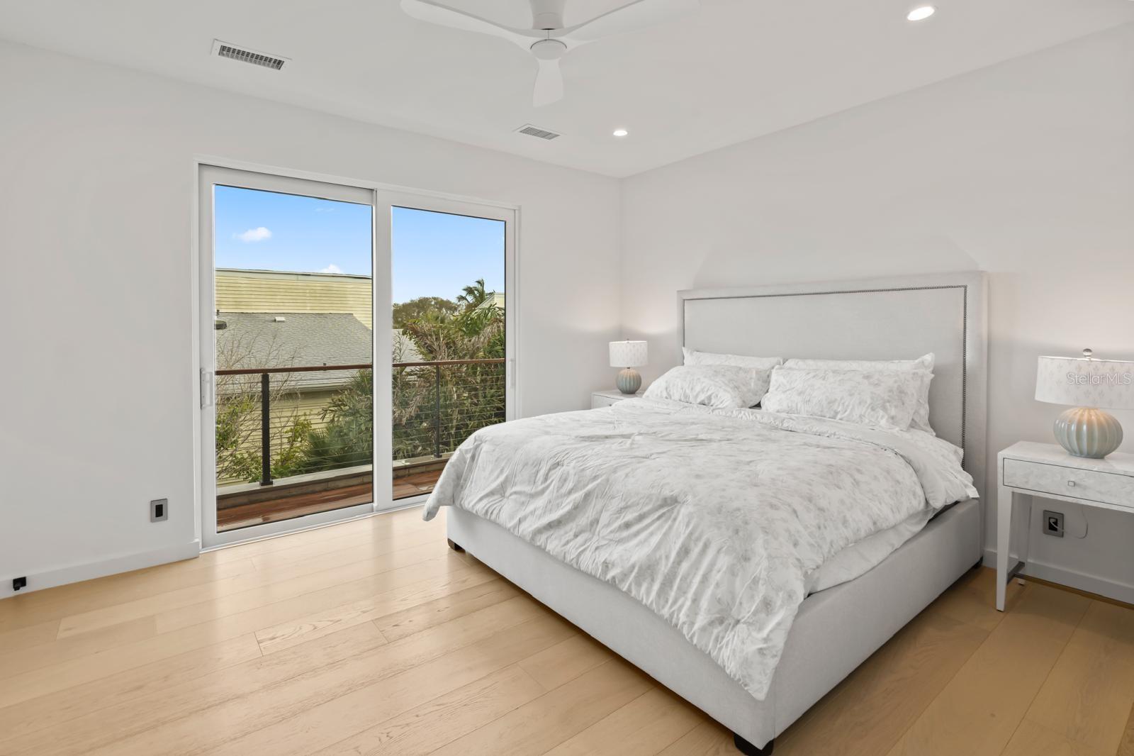 COQUINA BEACH - Residential