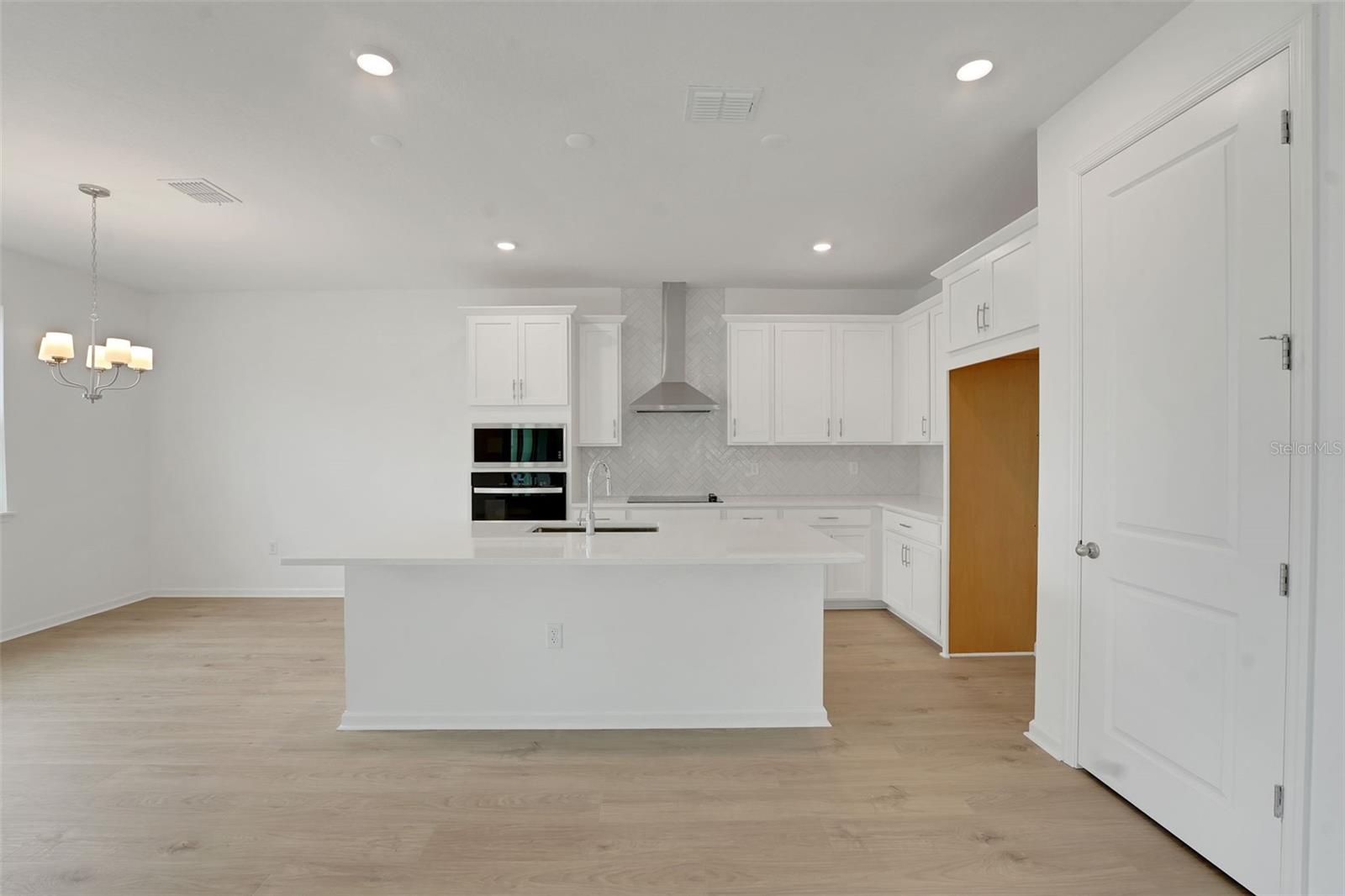 CROSSROADS AT KELLY PARK - Residential
