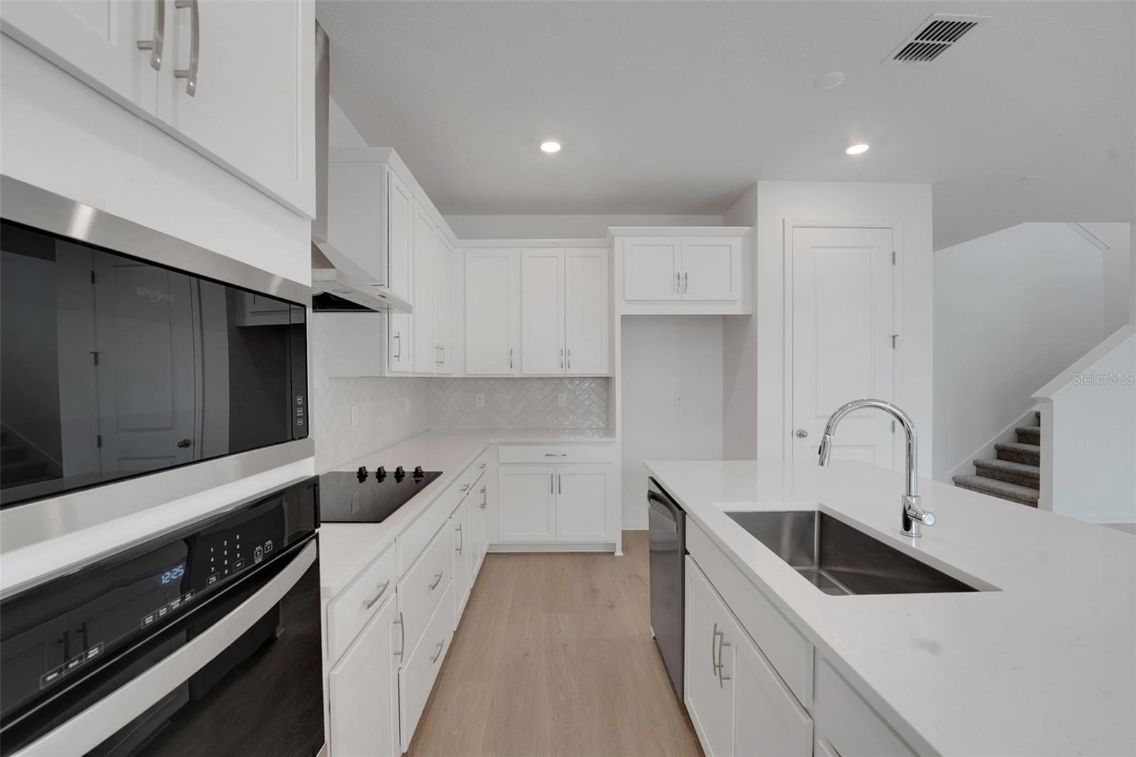 CROSSROADS AT KELLY PARK - Residential