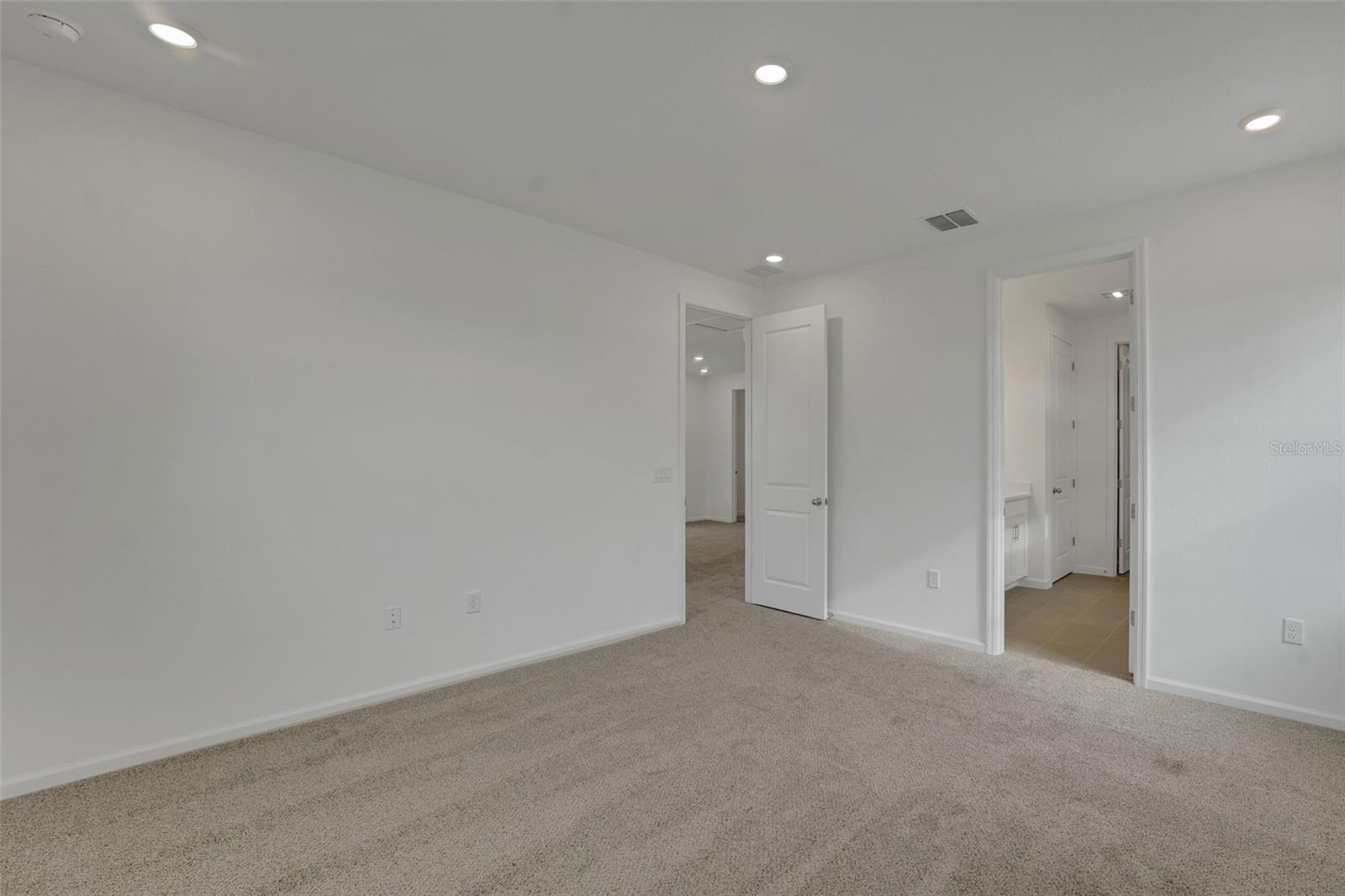 CROSSROADS AT KELLY PARK - Residential