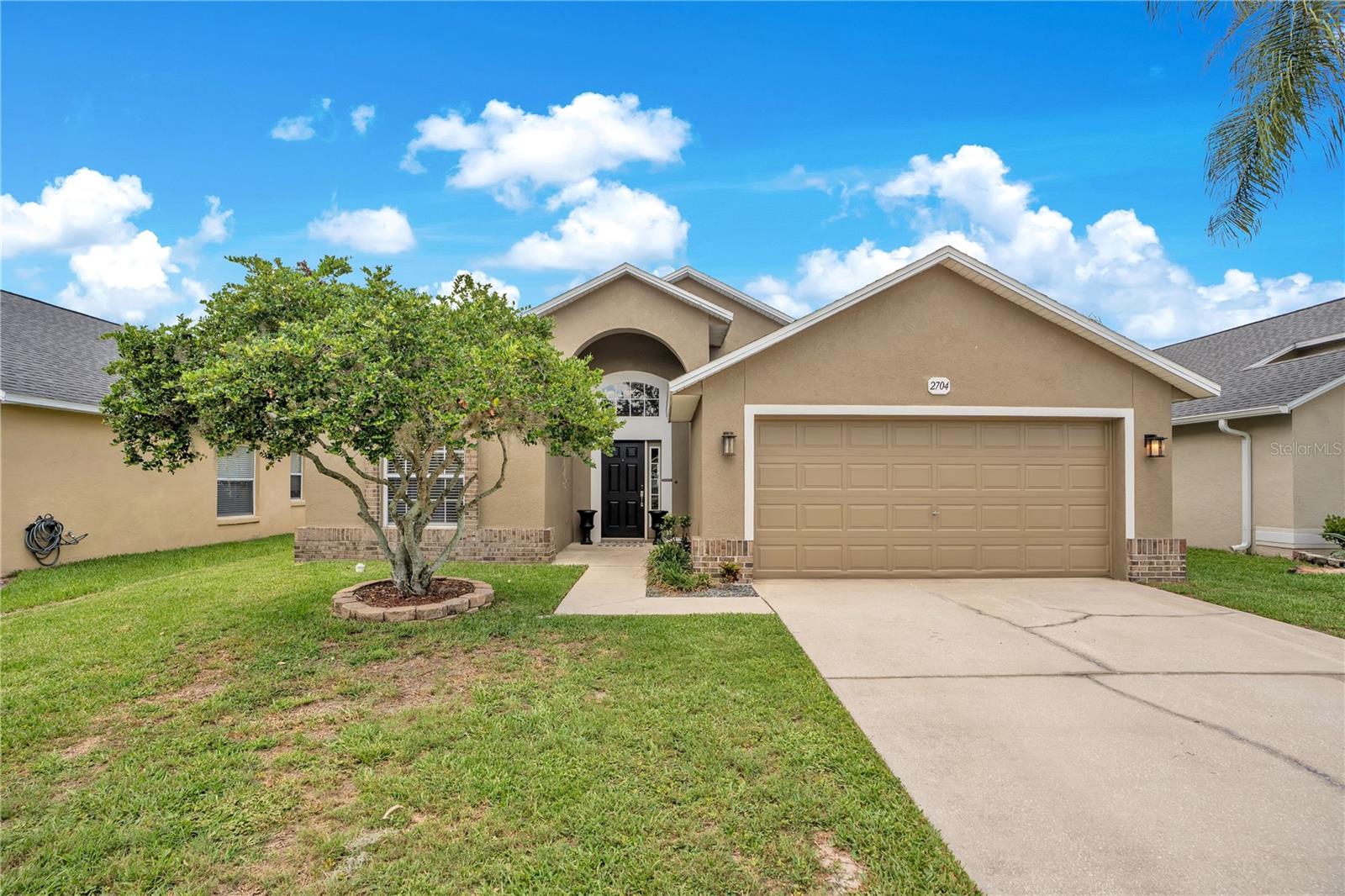 Welcome home to this charming property located in a well-established Mulberry neighborhood. This inviting residence offers comfortable living spaces, a functional floor plan, and a convenient location close to schools, shopping, dining, and major roadways. The home features spacious bedrooms, an open living area perfect for everyday living and entertaining, and a generously sized yard with plenty of room for outdoor enjoyment. Whether you’re a first-time homebuyer, looking to downsize, or seeking an investment opportunity, this property offers excellent potential. Enjoy the peaceful community setting while remaining just a short drive from Lakeland and surrounding amenities. Don’t miss your opportunity to make this home your own—schedule your private showing today!